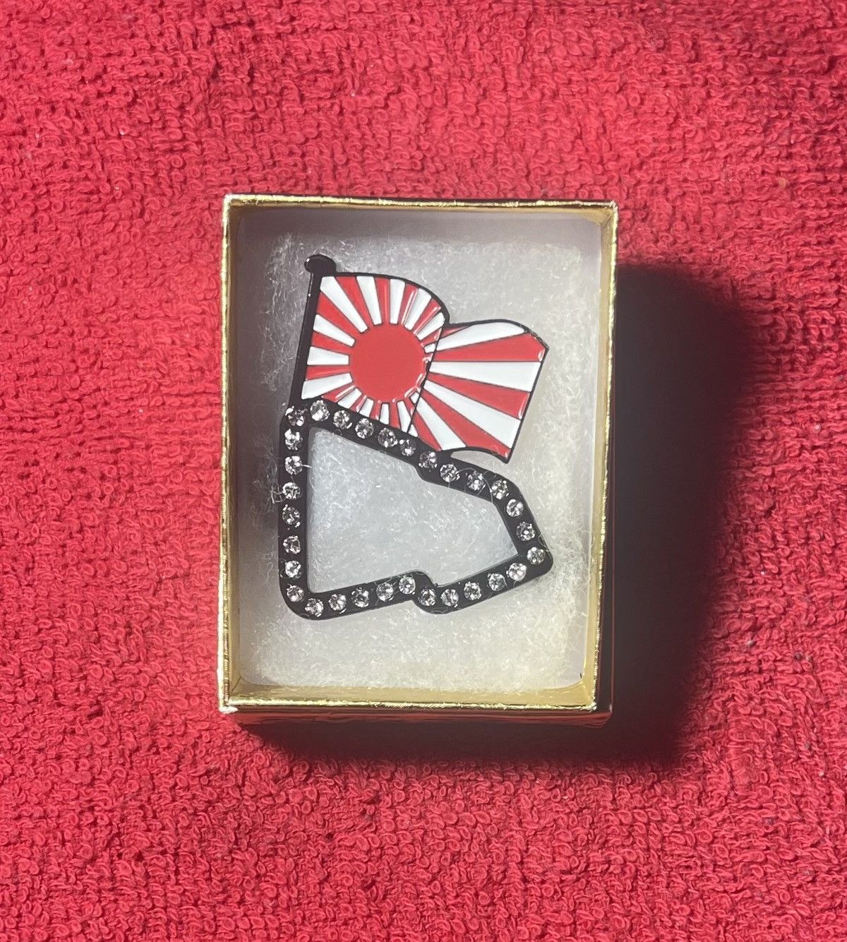 New Era Japan Rising Sun Hat Pin by @KMstayintrue WxstCoast Size ONE SIZE - 4 Thumbnail