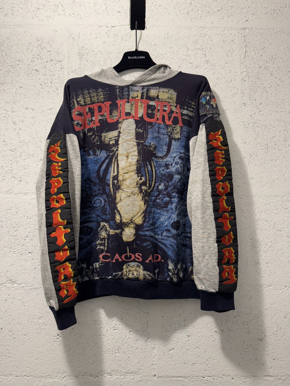 Band Tees *RARE* GRAIL 90s VTG SEPULTURA CHAOS A.D HOODIE Size US L / EU 52-54 / 3 - 3 Thumbnail