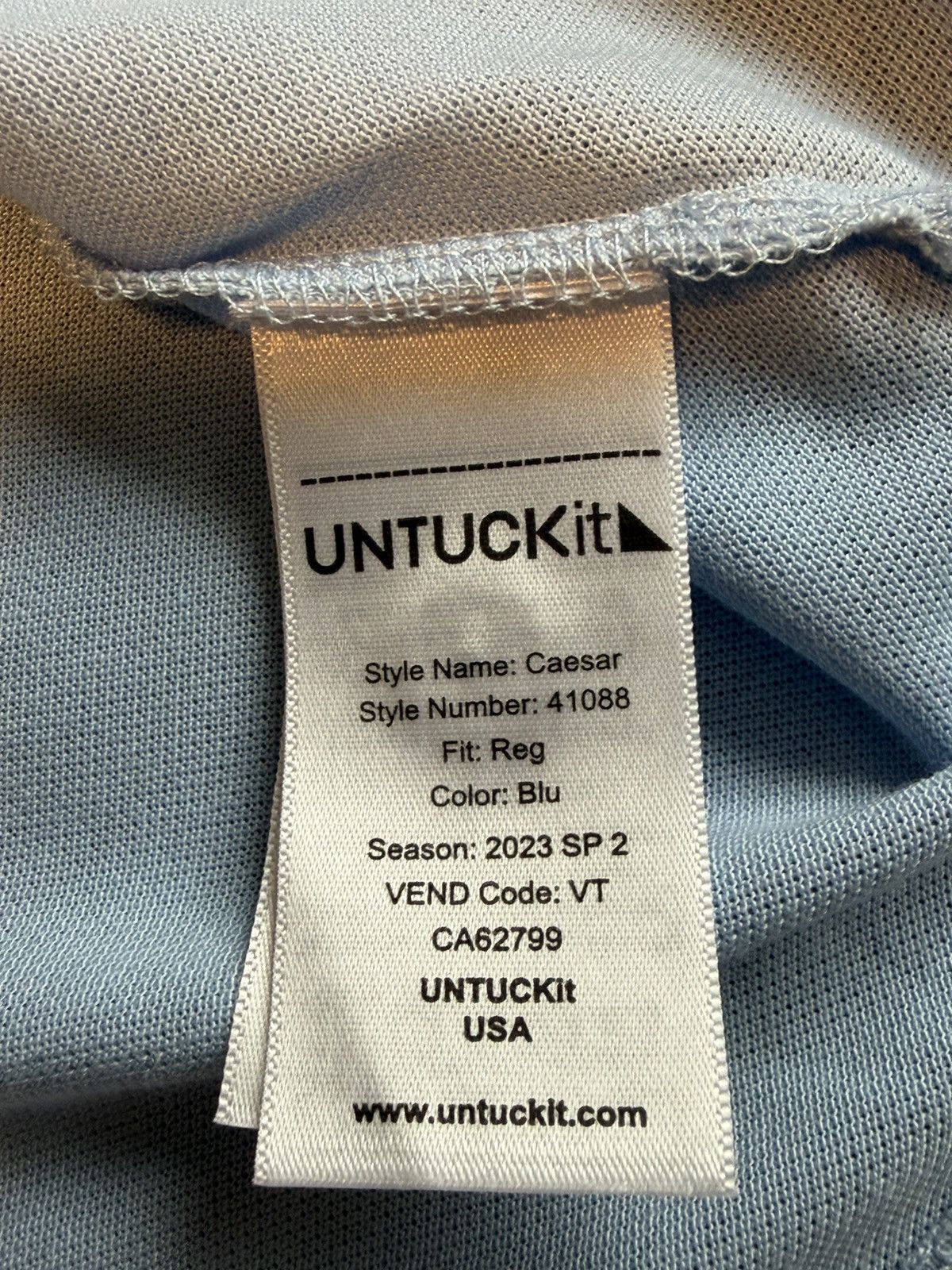 UNTUCKit Lot Of 2 Untuckit Short Sleeve Shirts Golf Polo & Button Up Size US M / EU 48-50 / 2 - 11 Thumbnail