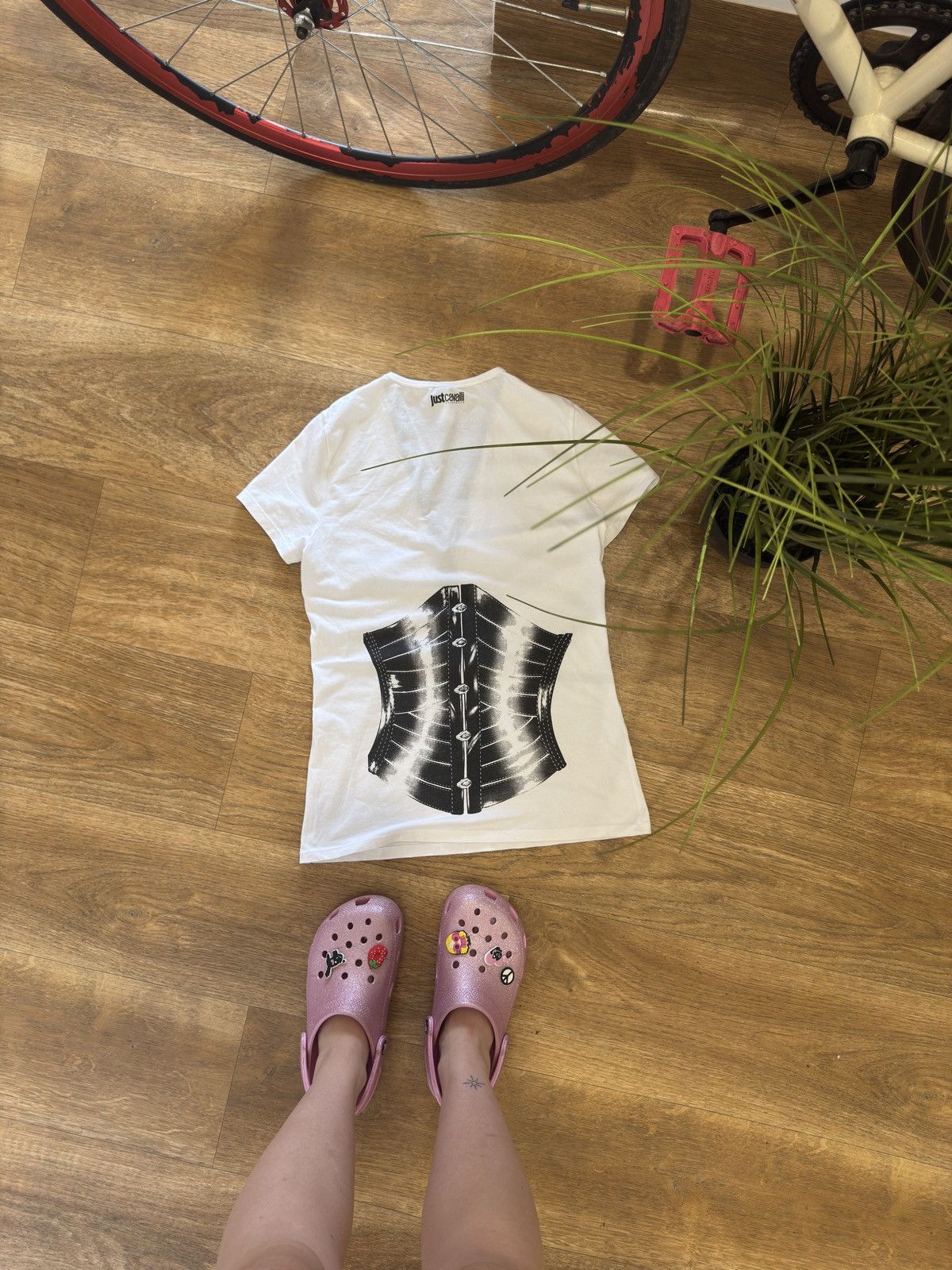 Roberto Cavalli VINTAGE ROBERTO CAVALLI CORSET PRINTED TEE Size M / US 6-8 / IT 42-44 - 1 Thumbnail