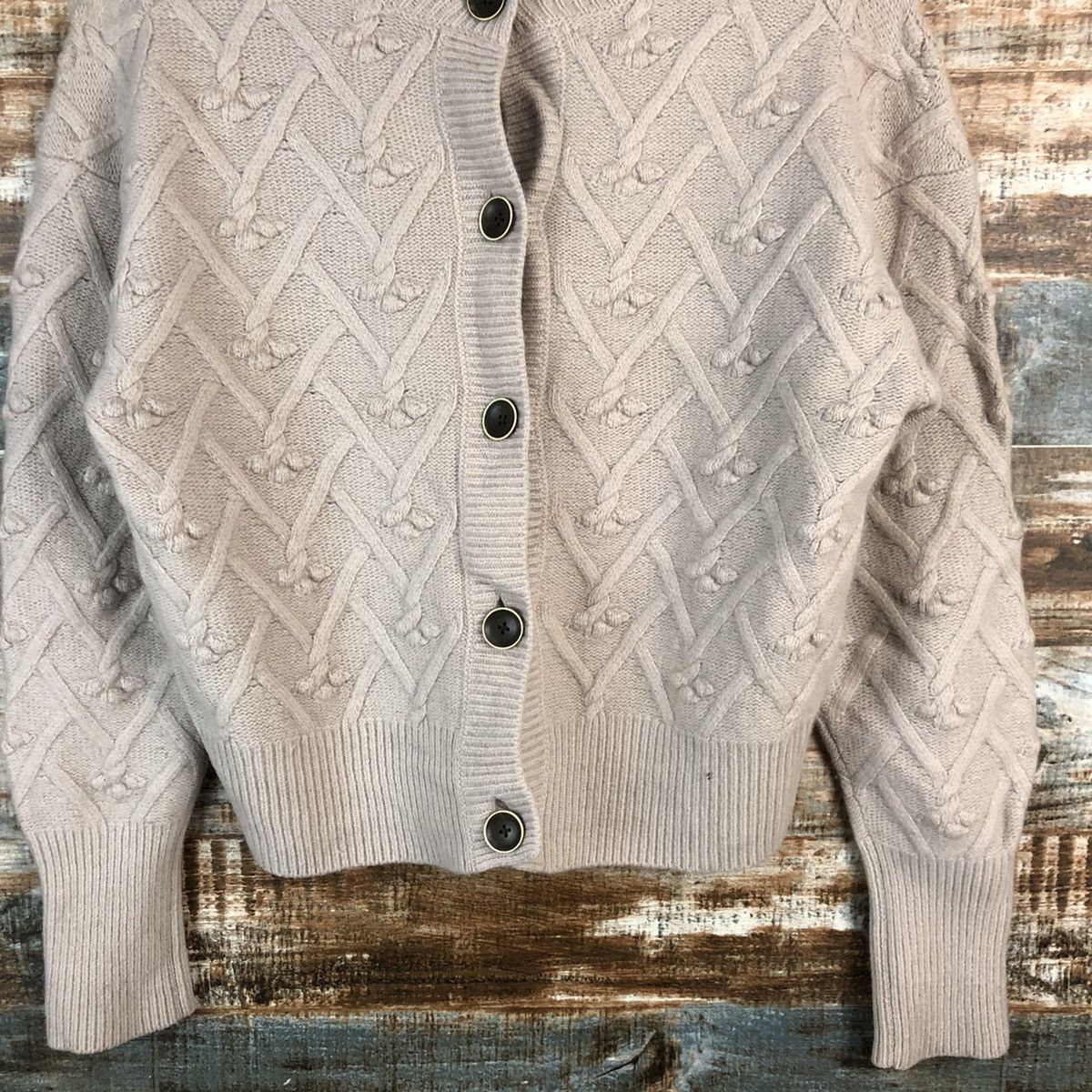 Vintage Japanese Brand Brown Cardigan Knitwear #A2182 Size S / US 4 / IT 40 - 6 Thumbnail