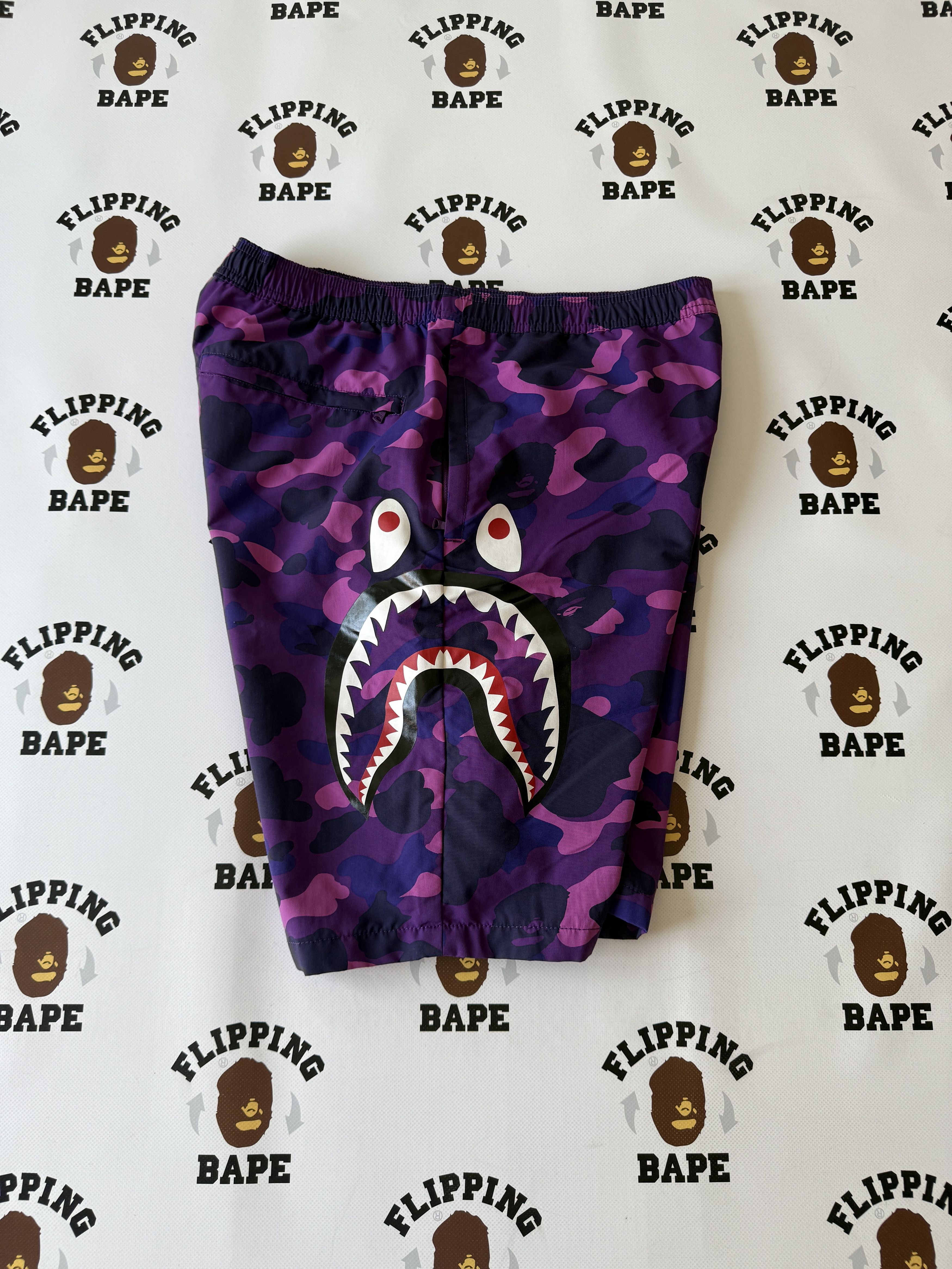 Bape BAPE COLOR CAMO SIDE SHARK BEACH SHORTS Size US 36 / EU 52 - 3 Thumbnail
