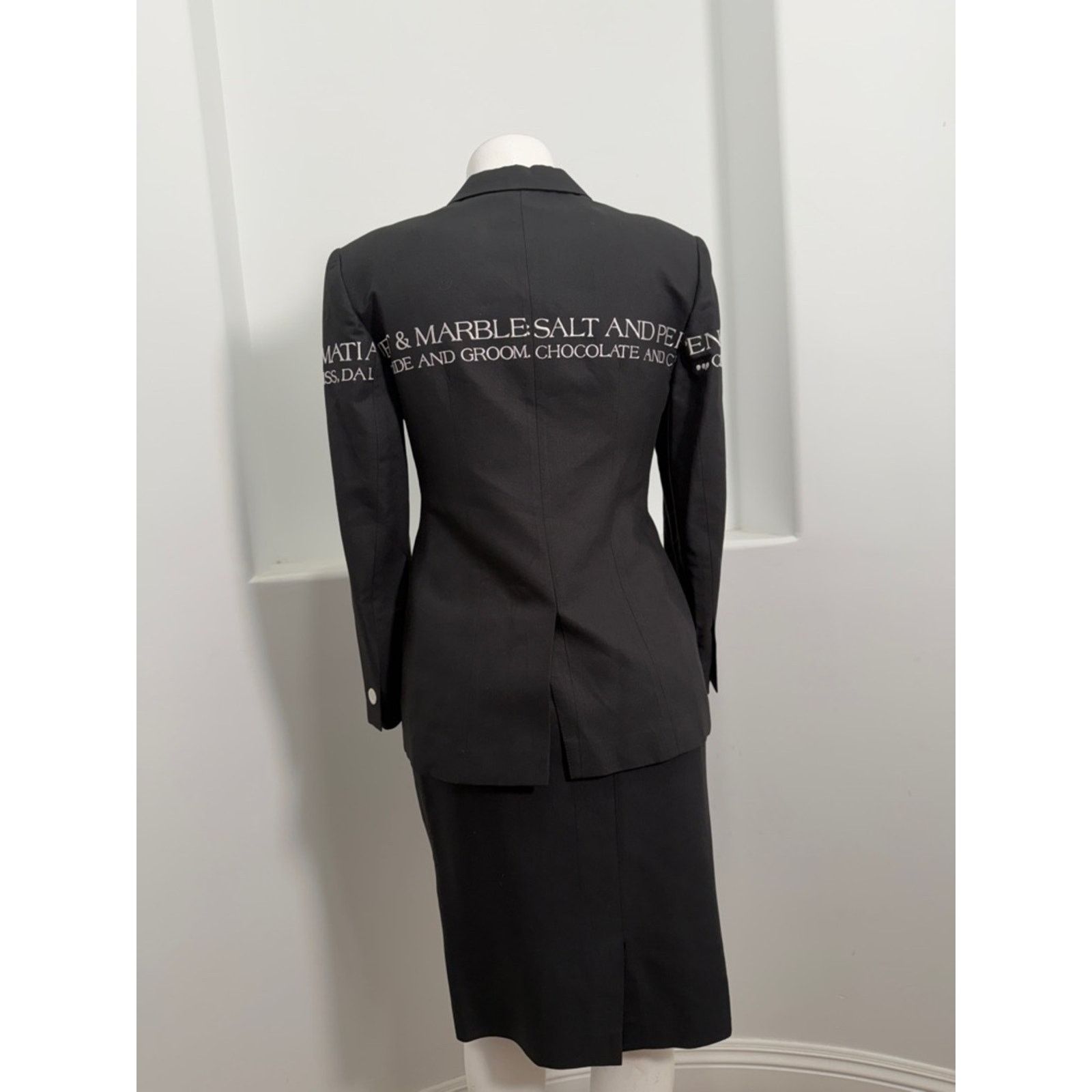Laurel Laurel Black Blazer Skirt Suit Embroidered Graphic EU 42 Size XL / US 12-14 / IT 48-50 - 2 Thumbnail