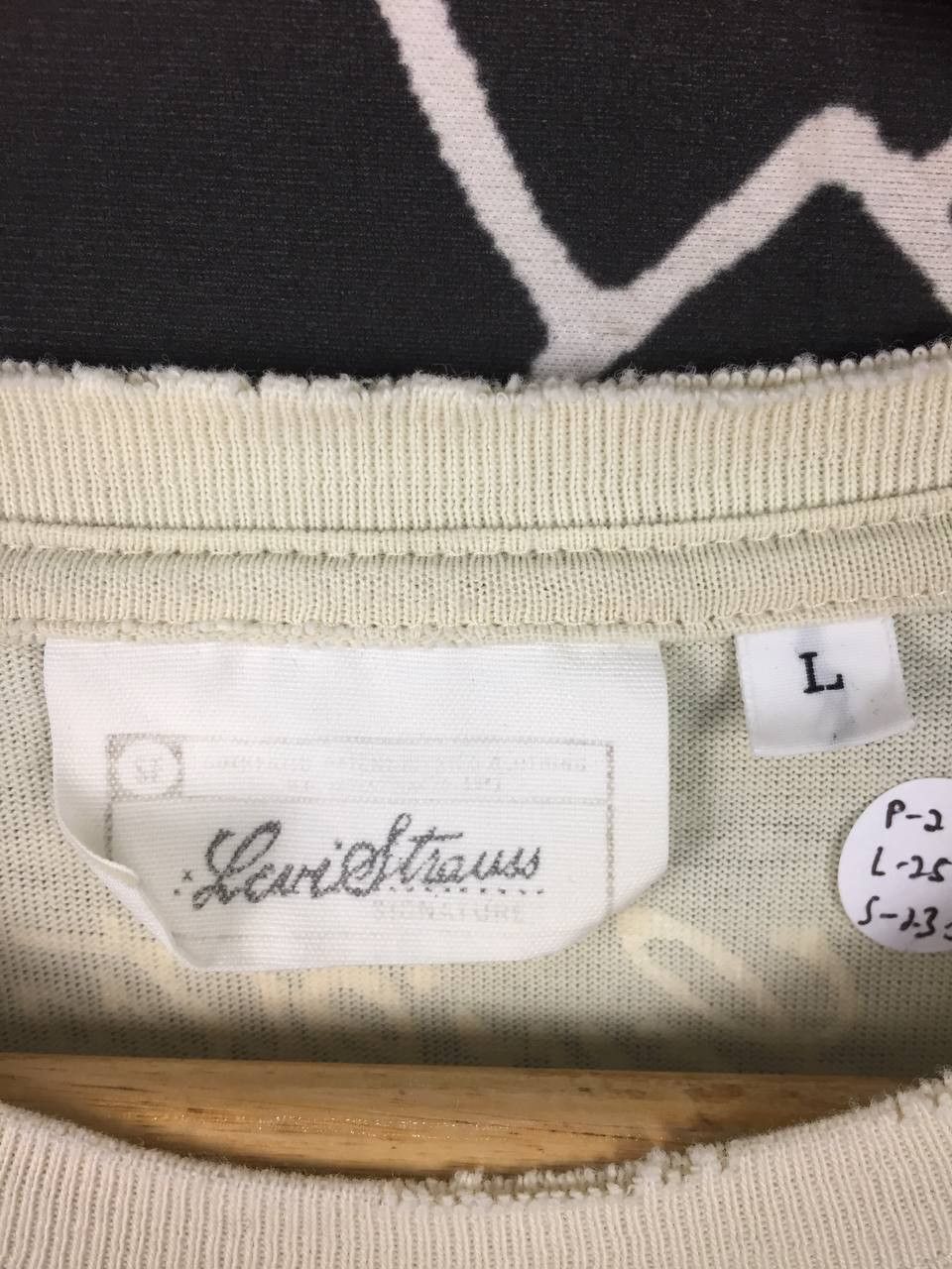 Levi's Vtg Distressed Levi Strauss Signature Long Sleeve Tee Size L Size US L / EU 52-54 / 3 - 21 Thumbnail