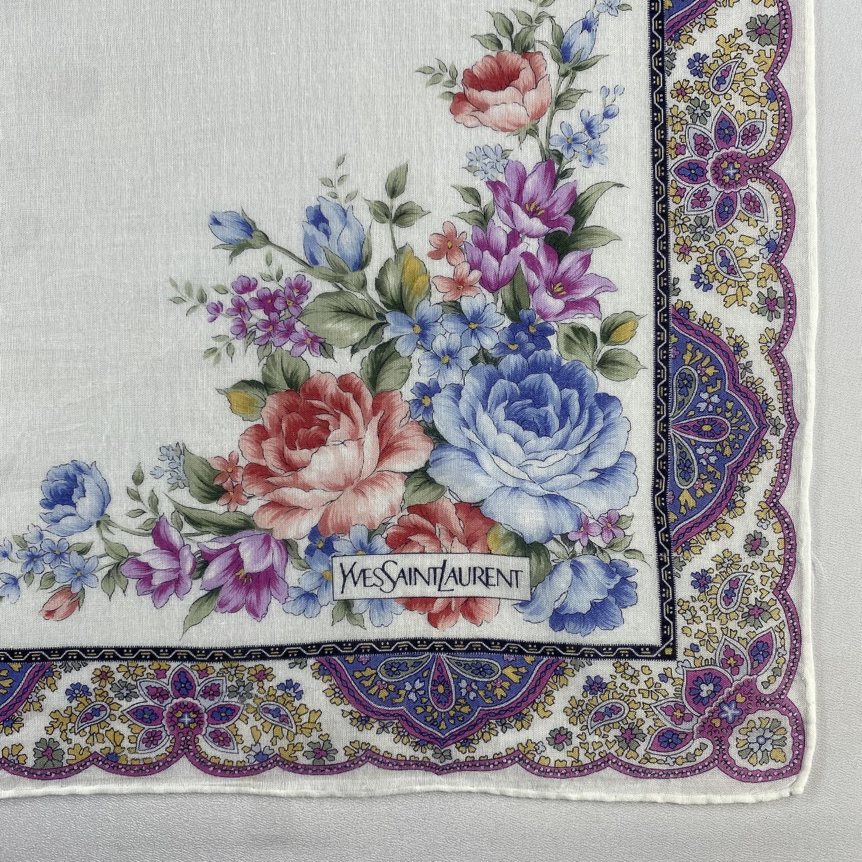Vintage Yves Saint Laurent Bandana/ Handkerchief / Neckerchief-P1309 Size ONE SIZE - 3 Thumbnail