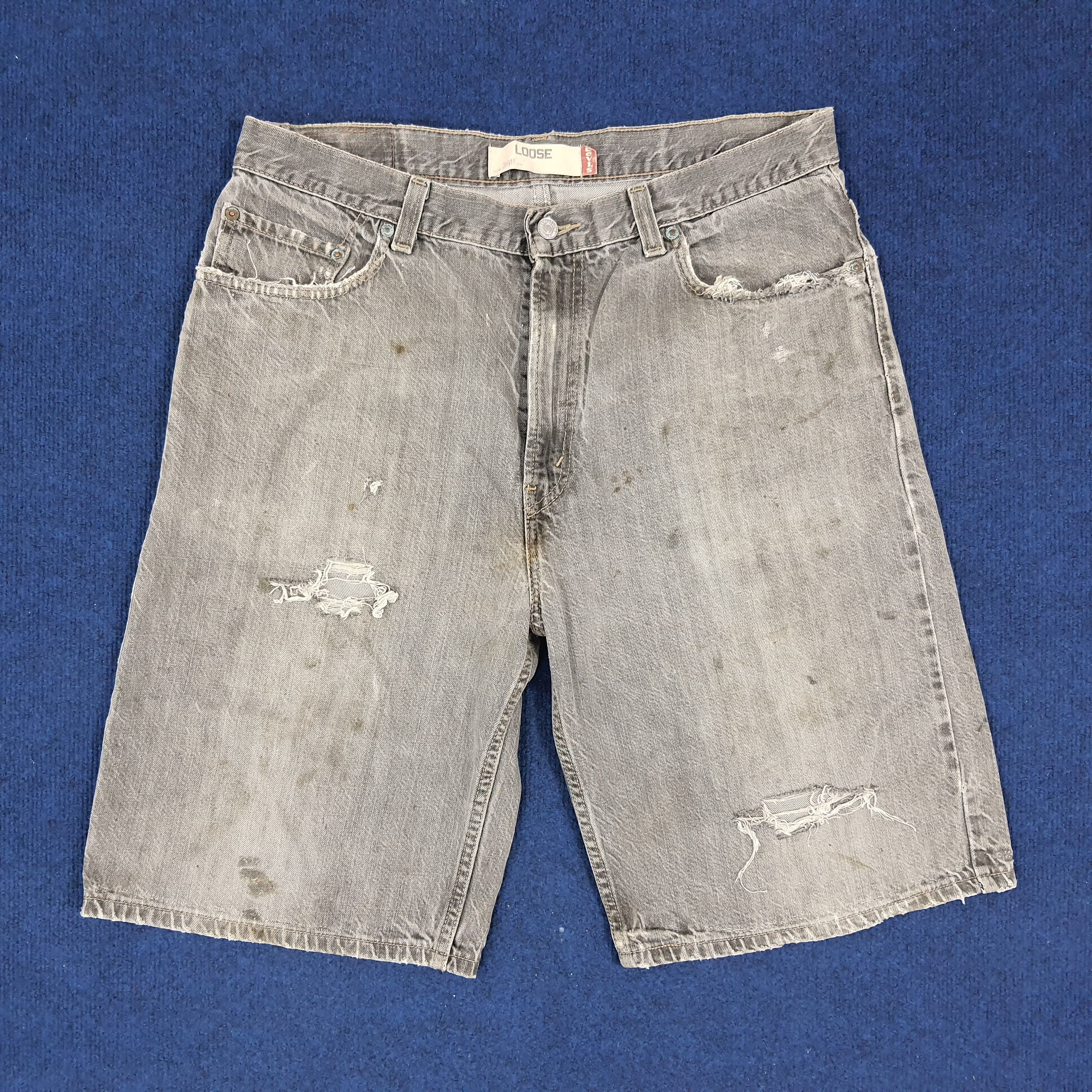 Levi's × Vintage Vintage Levi's 569 Loose Distressed Short Jeans Size US 36 / EU 52 - 1 Thumbnail