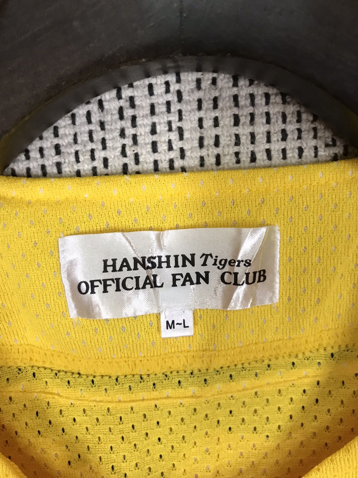 Japanese Brand × MLB × Vintage 🔥VERY RARE🔥HANSHIN TIGER JERSEY WITH SIGNATURE PLAYER Size US L / EU 52-54 / 3 - 9 Thumbnail