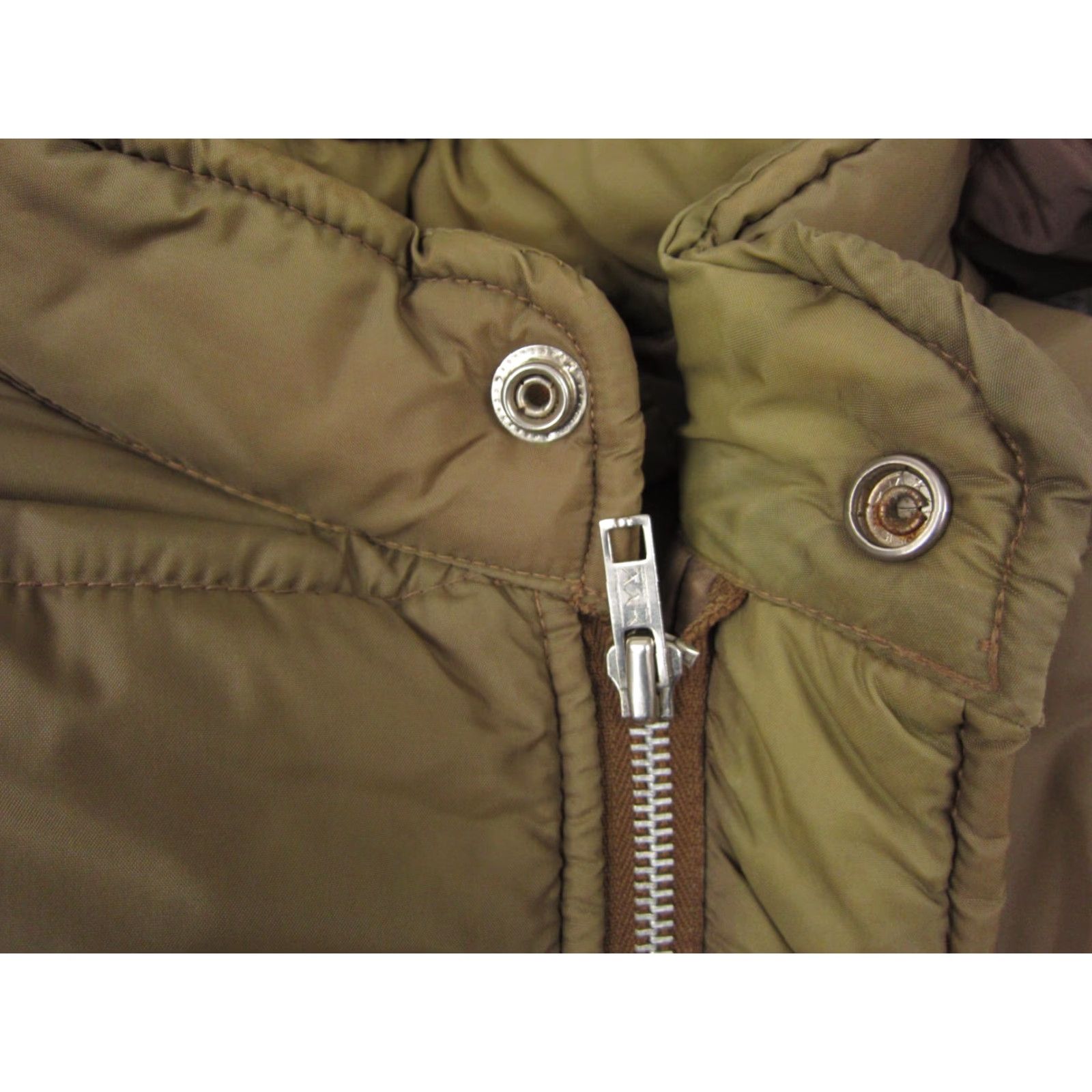 Vintage VINTAGE Pioneer Jacket Womens XL Brown 60s 70s Puffer Quilted Hooded Regular Long Sleeve Zip Coat Size XL / US 12-14 / IT 48-50 - 5 Thumbnail