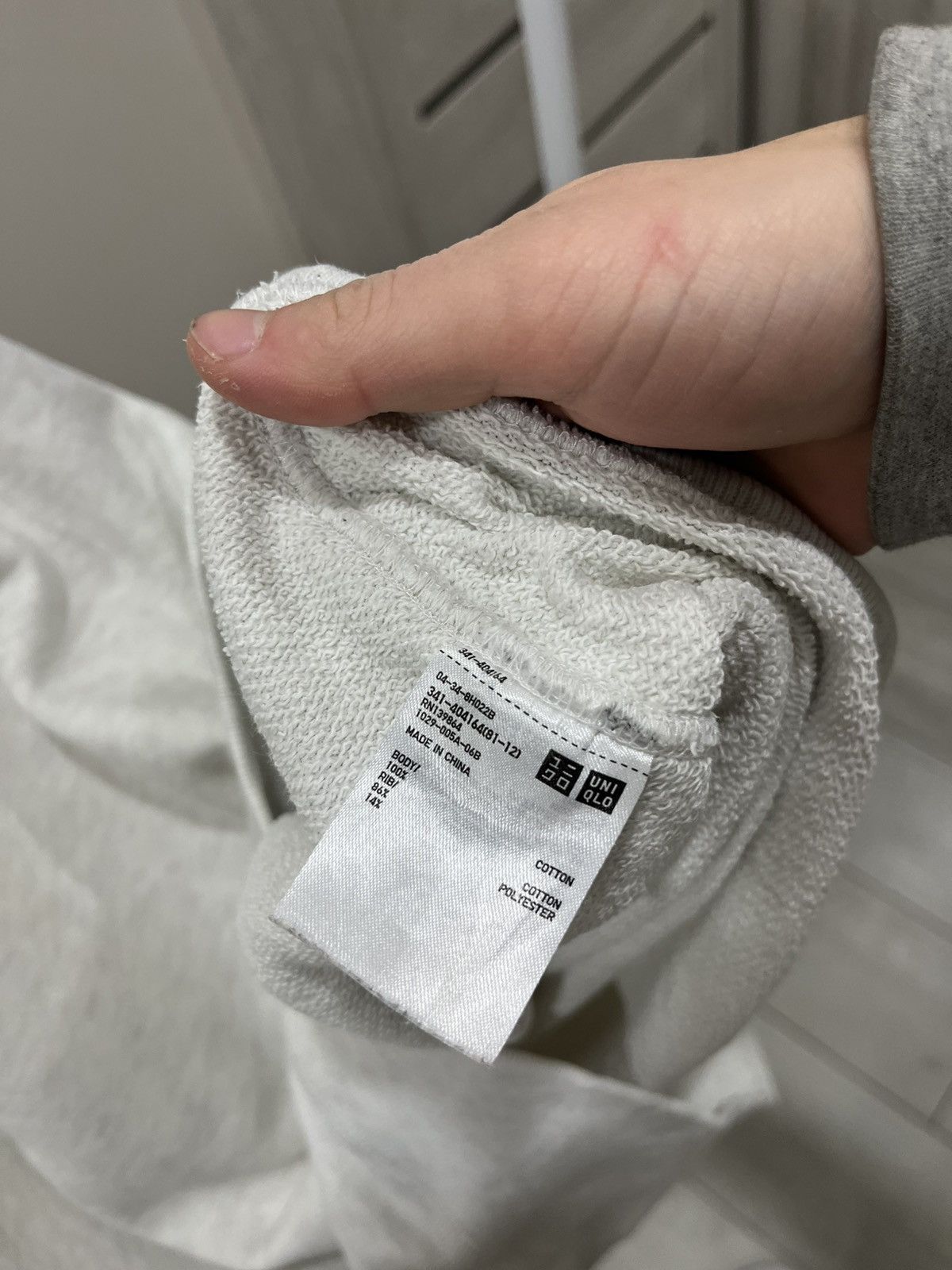 Uniqlo Uniqlo sweatshirt gray crew neck Size US M / EU 48-50 / 2 - 6 Thumbnail