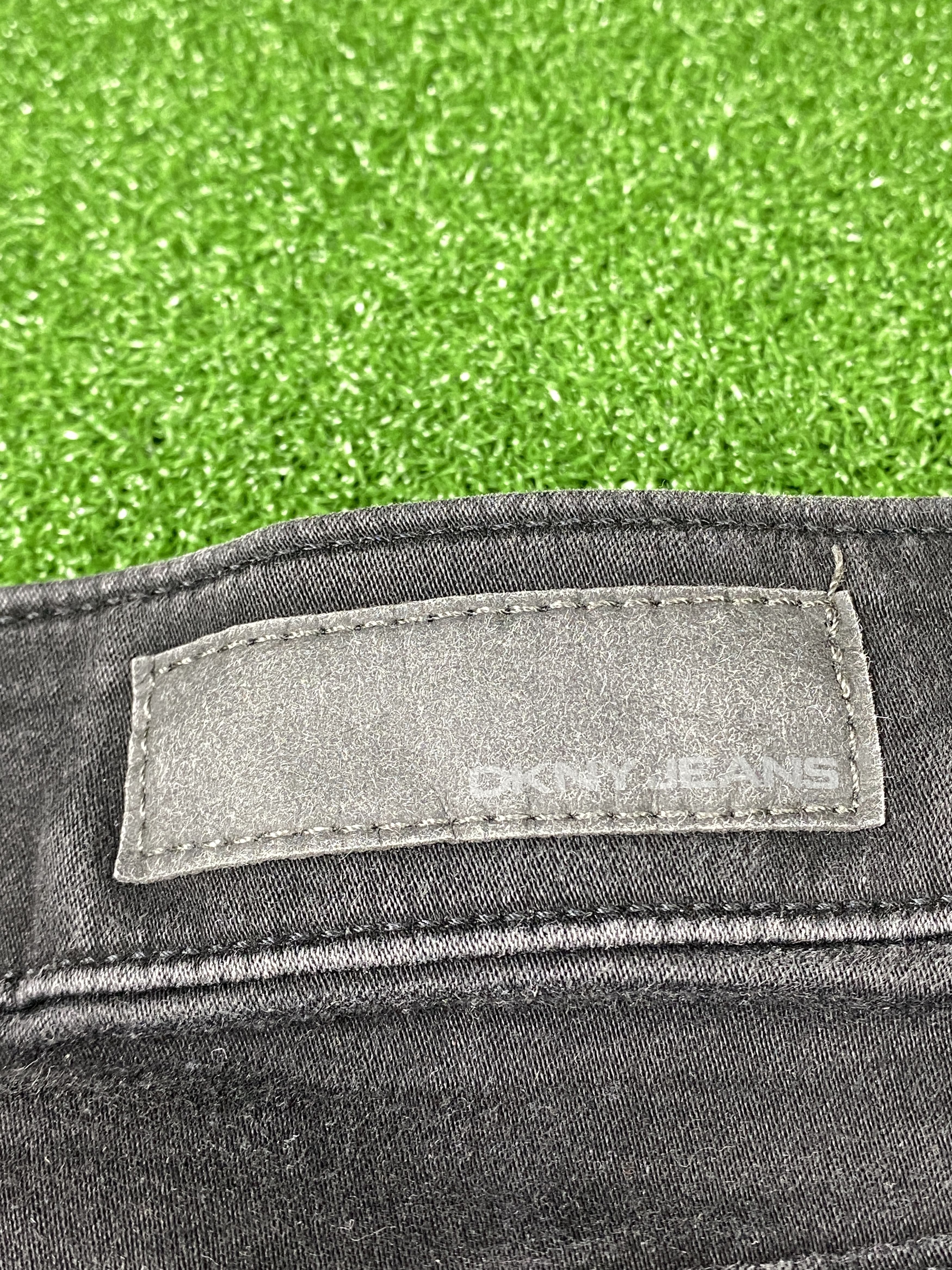 DKNY Vintage Dkny Jeans Short Black Jeans Size US 30 / EU 46 - 6 Thumbnail