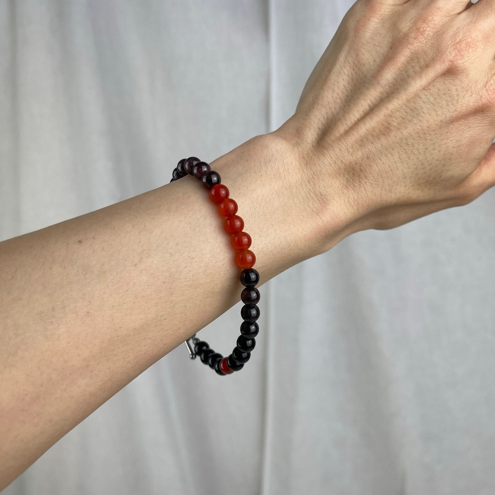 Handmade Carnelian Garnet Obsidian Crystal Gemstone Bead Bracelet Size ONE SIZE - 19 Thumbnail