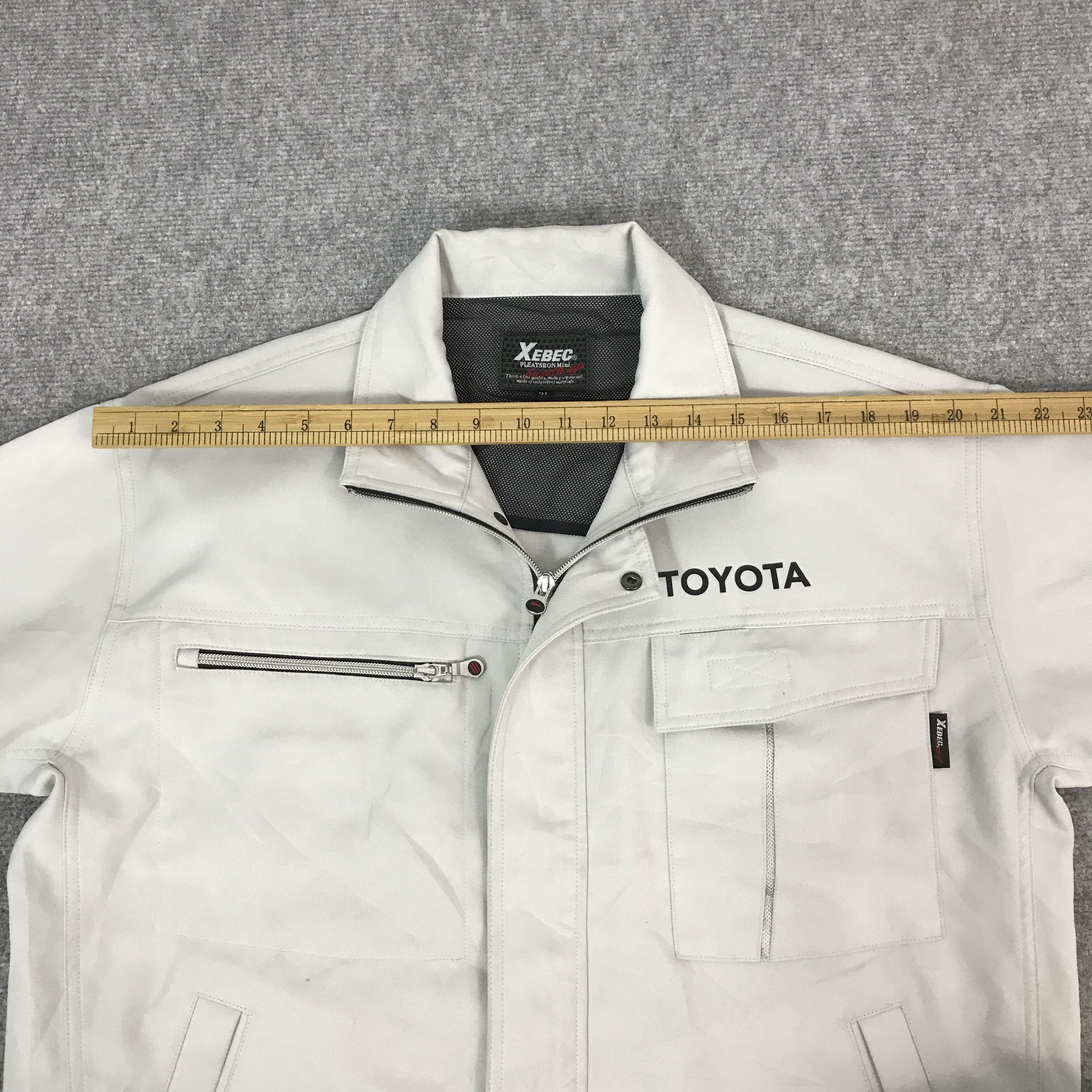 Sports Specialties TOYOTA RACING MOTORSPORT CUSTOM JACKET Size US L / EU 52-54 / 3 - 6 Thumbnail