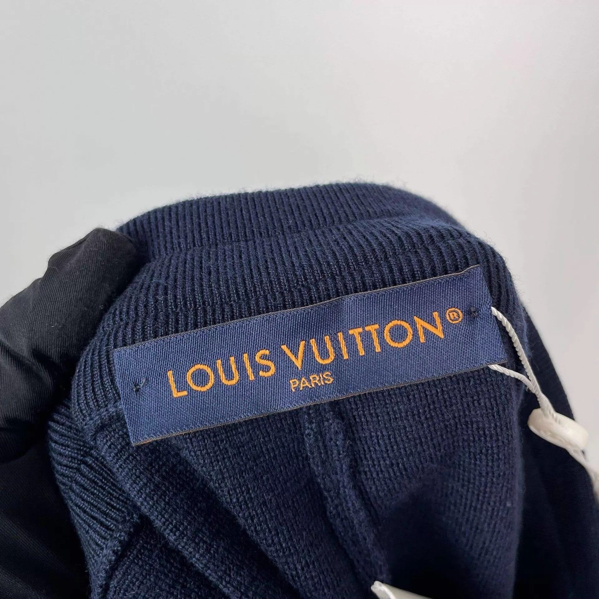 Louis Vuitton Louis Vuitton Shorts XL Size US 36 / EU 52 - 4 Thumbnail