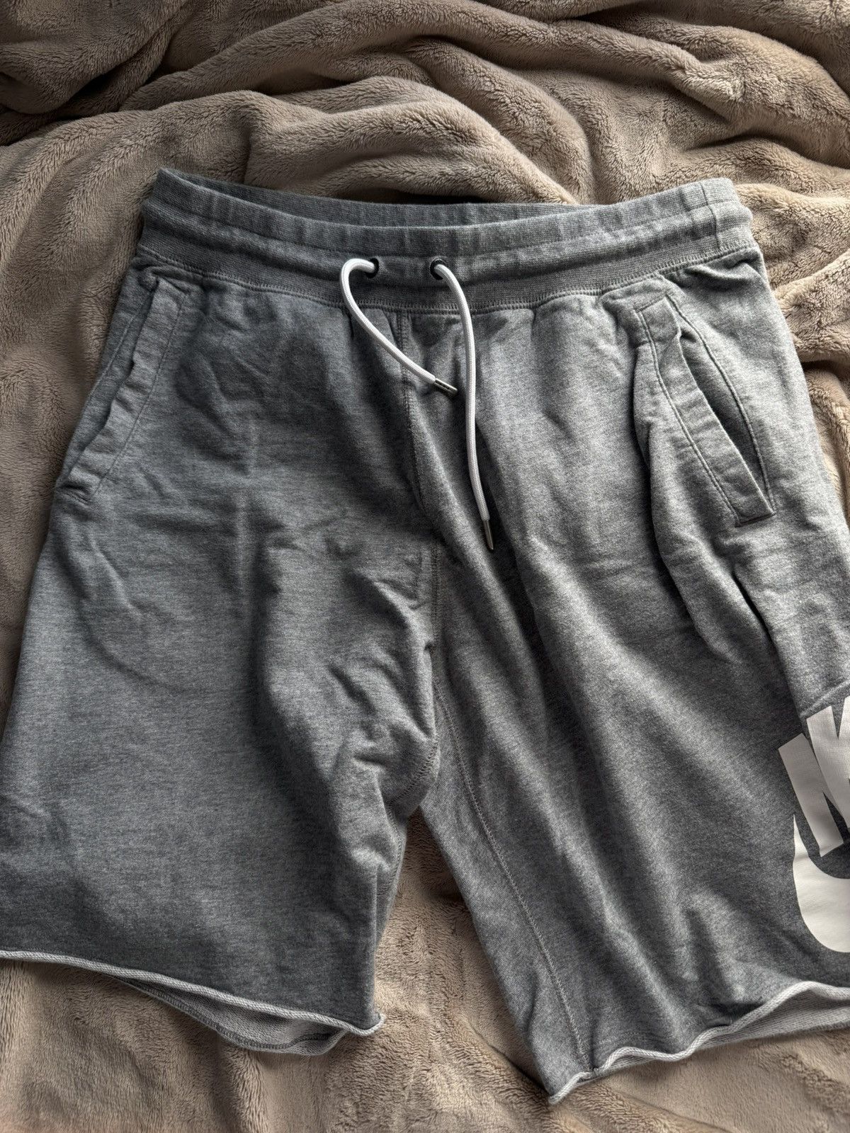 Nike Nike Shorts Size US 30 / EU 46 - 1 Thumbnail