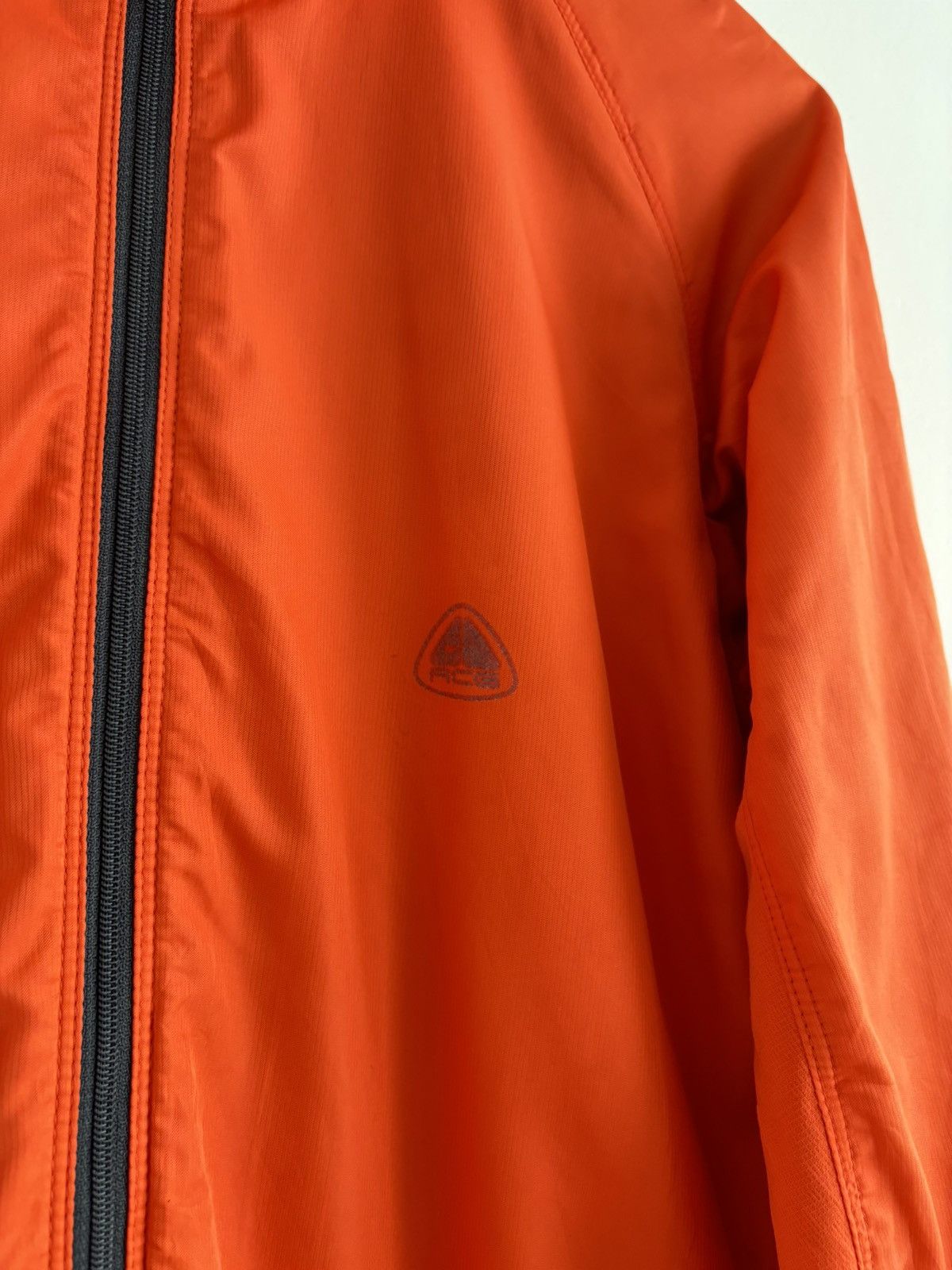 Nike ACG Nike ACG 00s Sphere Dry Orange Full Zip-Up Jacket Pockets Size US M / EU 48-50 / 2 - 4 Thumbnail