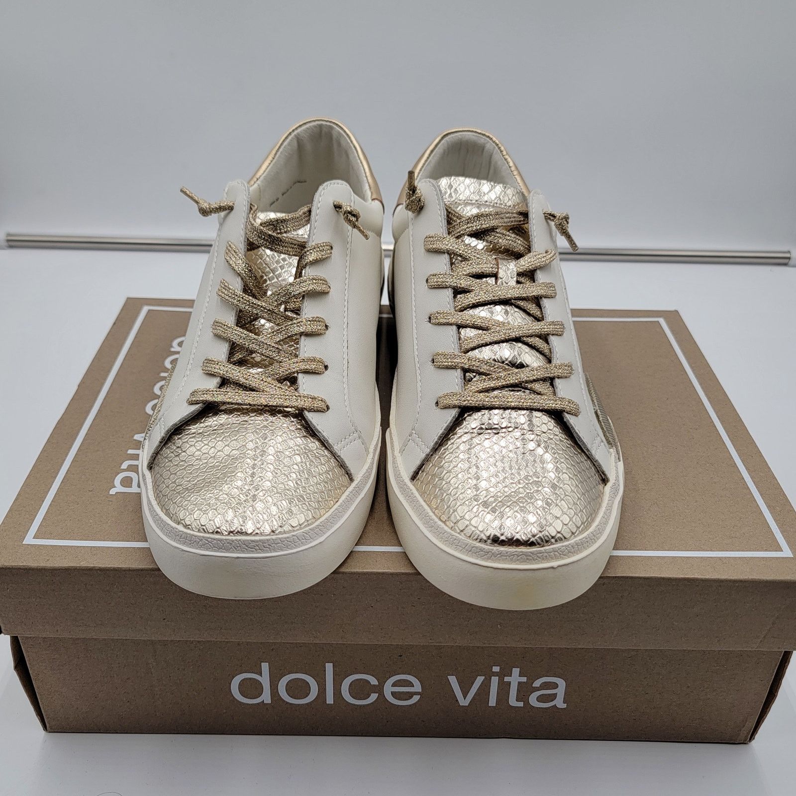 Dolce Vita Dolce Vita Zina Women's Oxford Sneakers-White/Gold Sz 10 Size US 10 / IT 40 - 4 Thumbnail