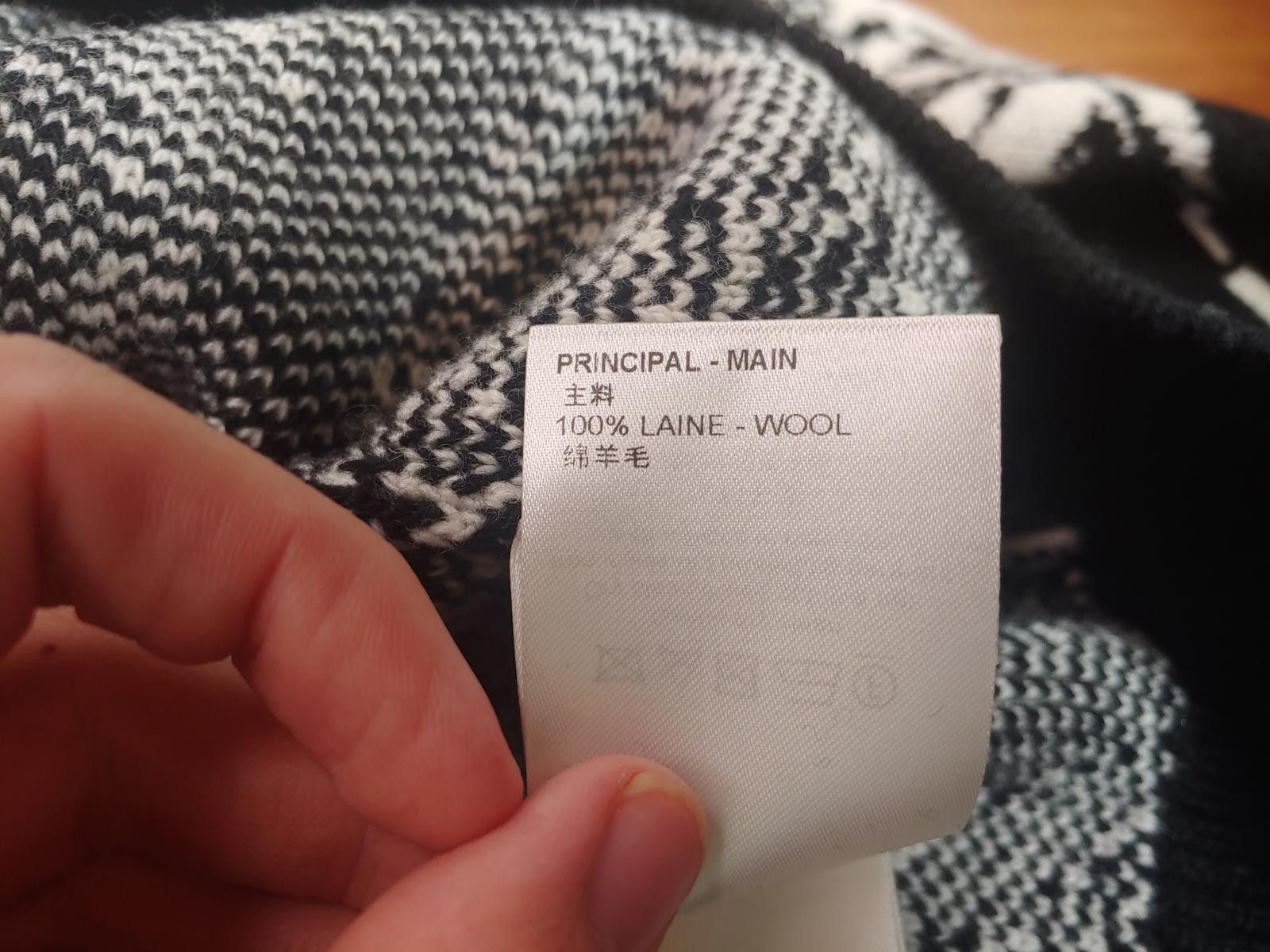 Louis Vuitton Louis Vuitton Thistle Jacquard Cardigan in Black Size ONE SIZE - 6 Thumbnail
