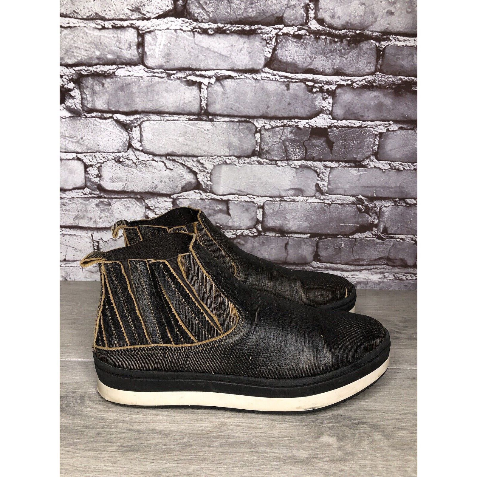 Free People Free People Black Leather Distressed Chelsea Booties Boots W Size US 10.5 / IT 40.5 - 20 Thumbnail