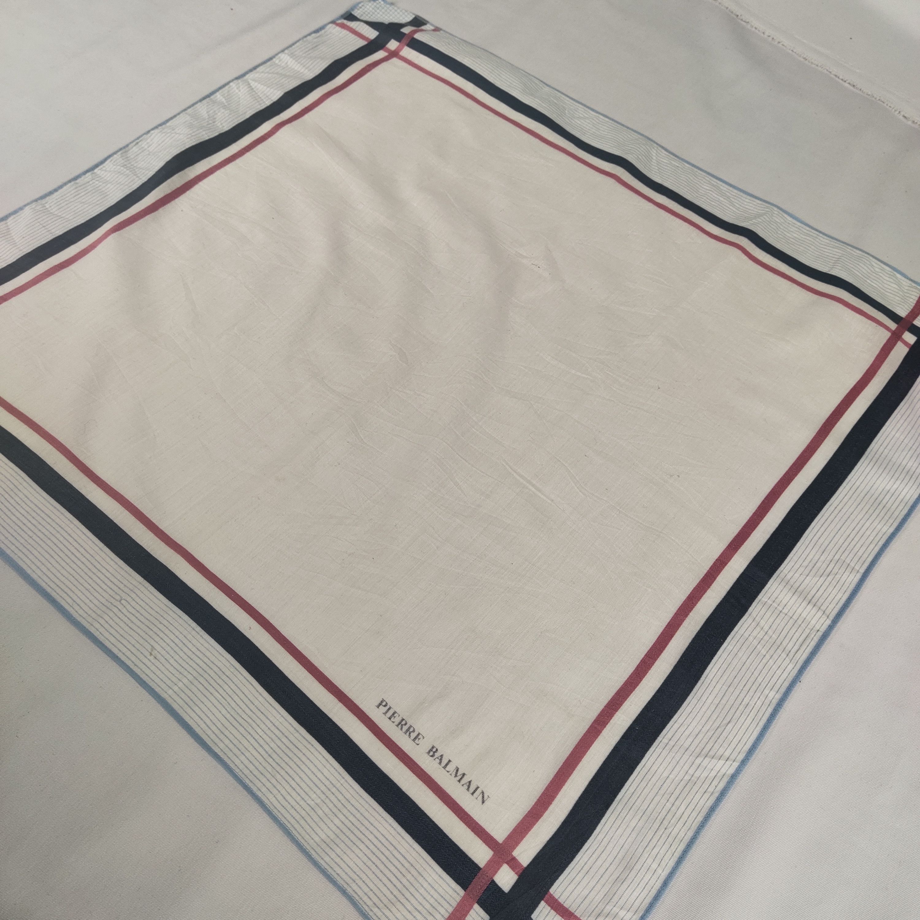 Pierre Balmain × Vintage Pierre Balmain Handkerchief / Neckerchief / Bandana FZ092 Size ONE SIZE - 4 Thumbnail