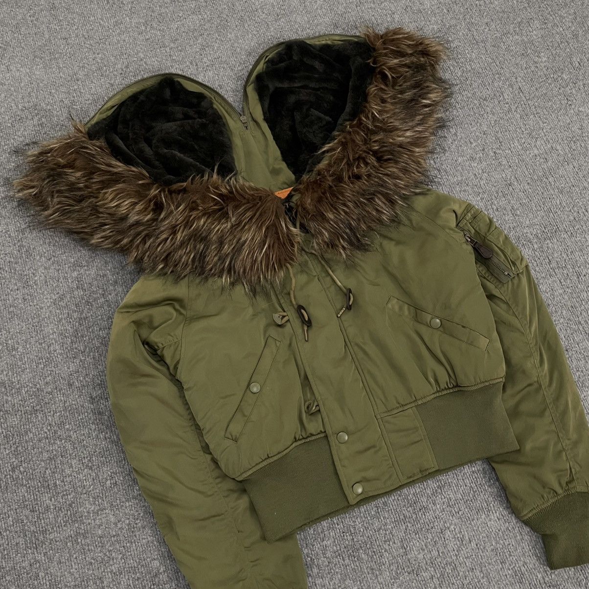 Japanese Brand Moussy Cropped Bomber Jacket Fur Hoodie Apocalypse Vkei Size US S / EU 44-46 / 1 - 4 Thumbnail