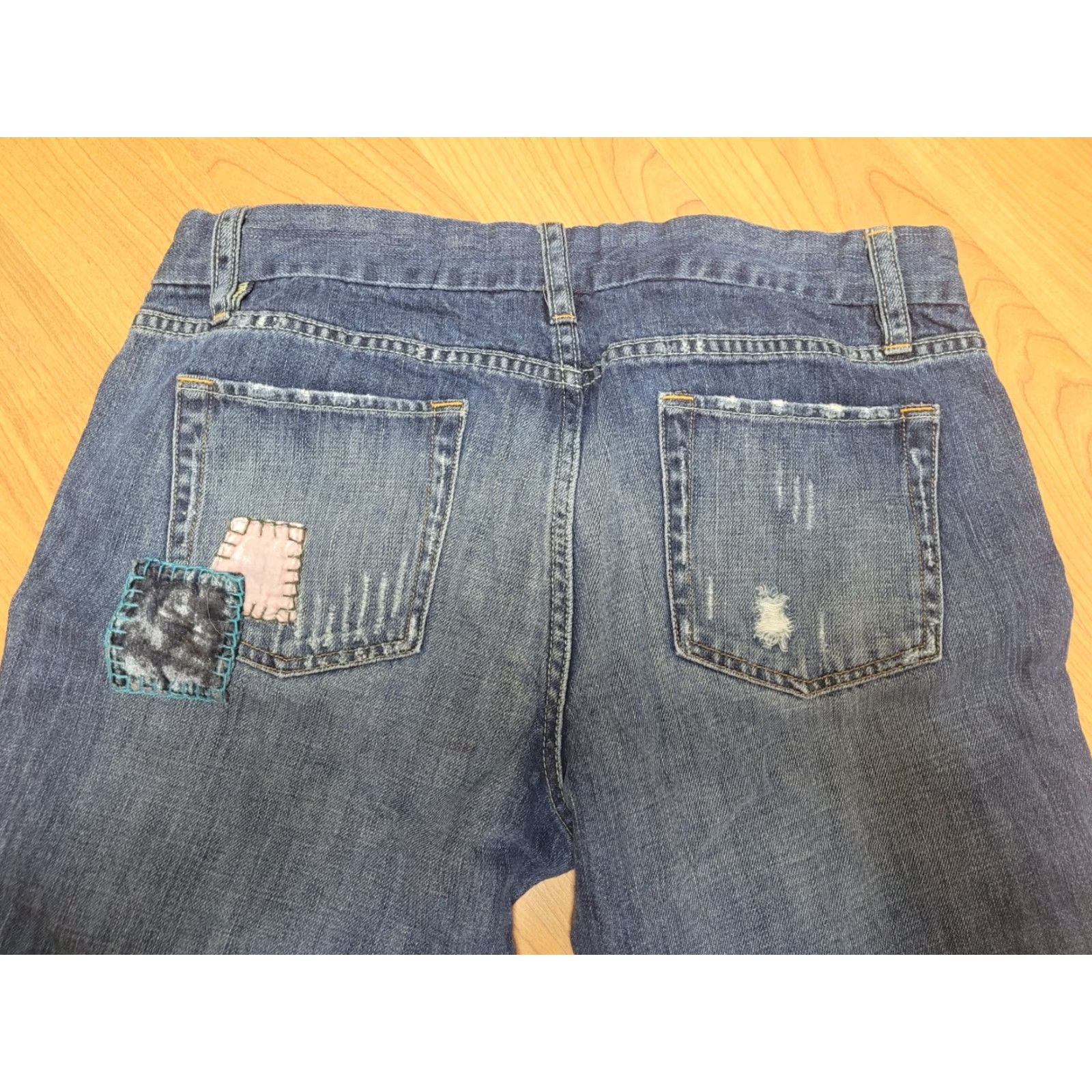 Old Navy Old Navy Womens Size 10 Boot Cut Denim Blue Jeans Low Waist Frayed Patch Nice Size 32" / US 10 / IT 46 - 4 Thumbnail