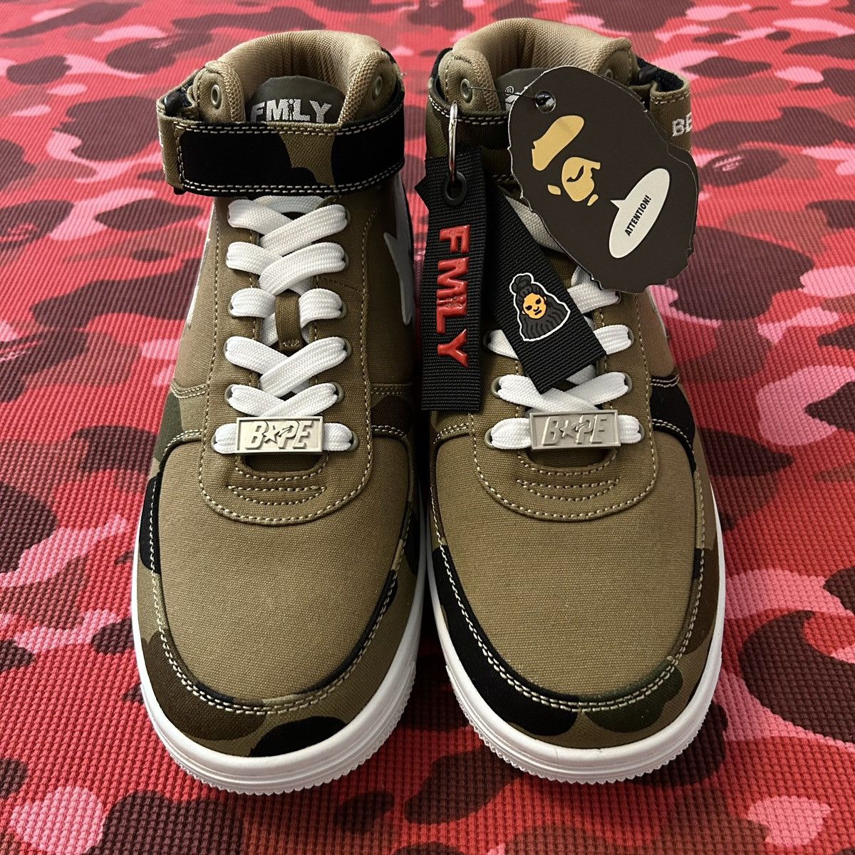 Bape BAPE x Jessie Reyez Mid BAPESTA Shoes Size US 10 / EU 43 - 2 Thumbnail