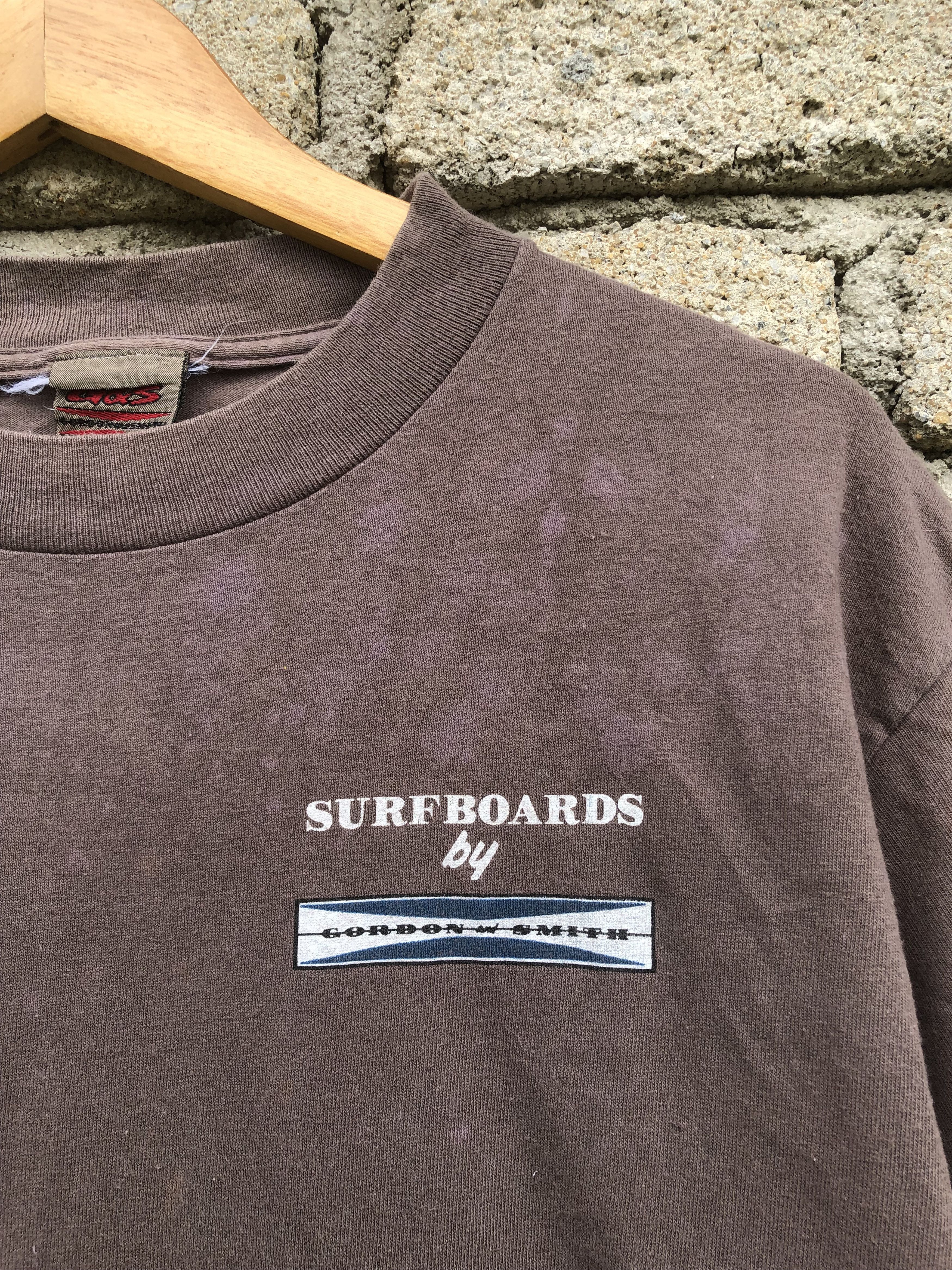Vintage Vintage Sunfaded Y2K Gordon & Smith Surfboads Tee Size US L / EU 52-54 / 3 - 5 Thumbnail