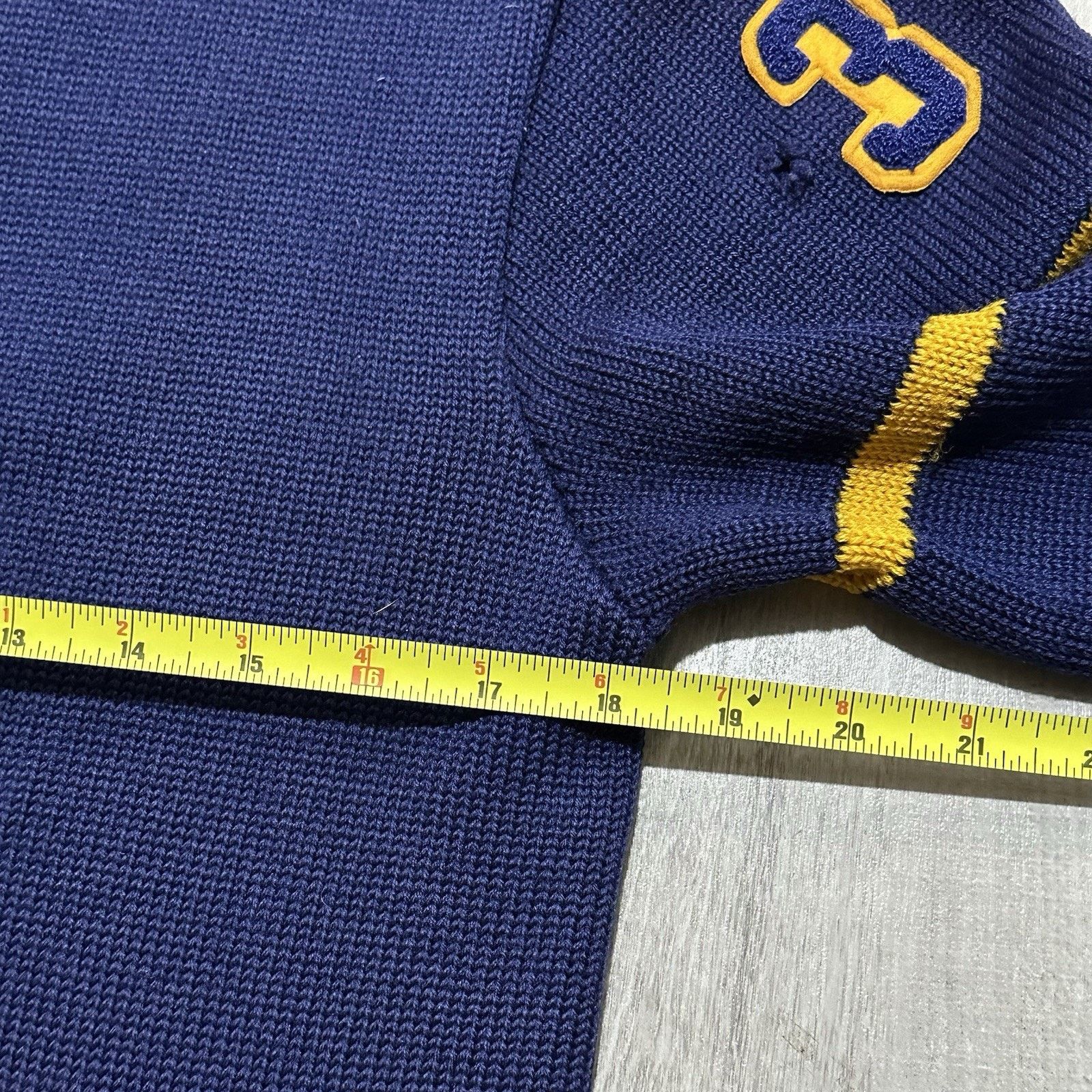 Vintage VTG Notre Dame Men’s Medium Criterion Mills Cardigan Sweater Size US M / EU 48-50 / 2 - 13 Thumbnail