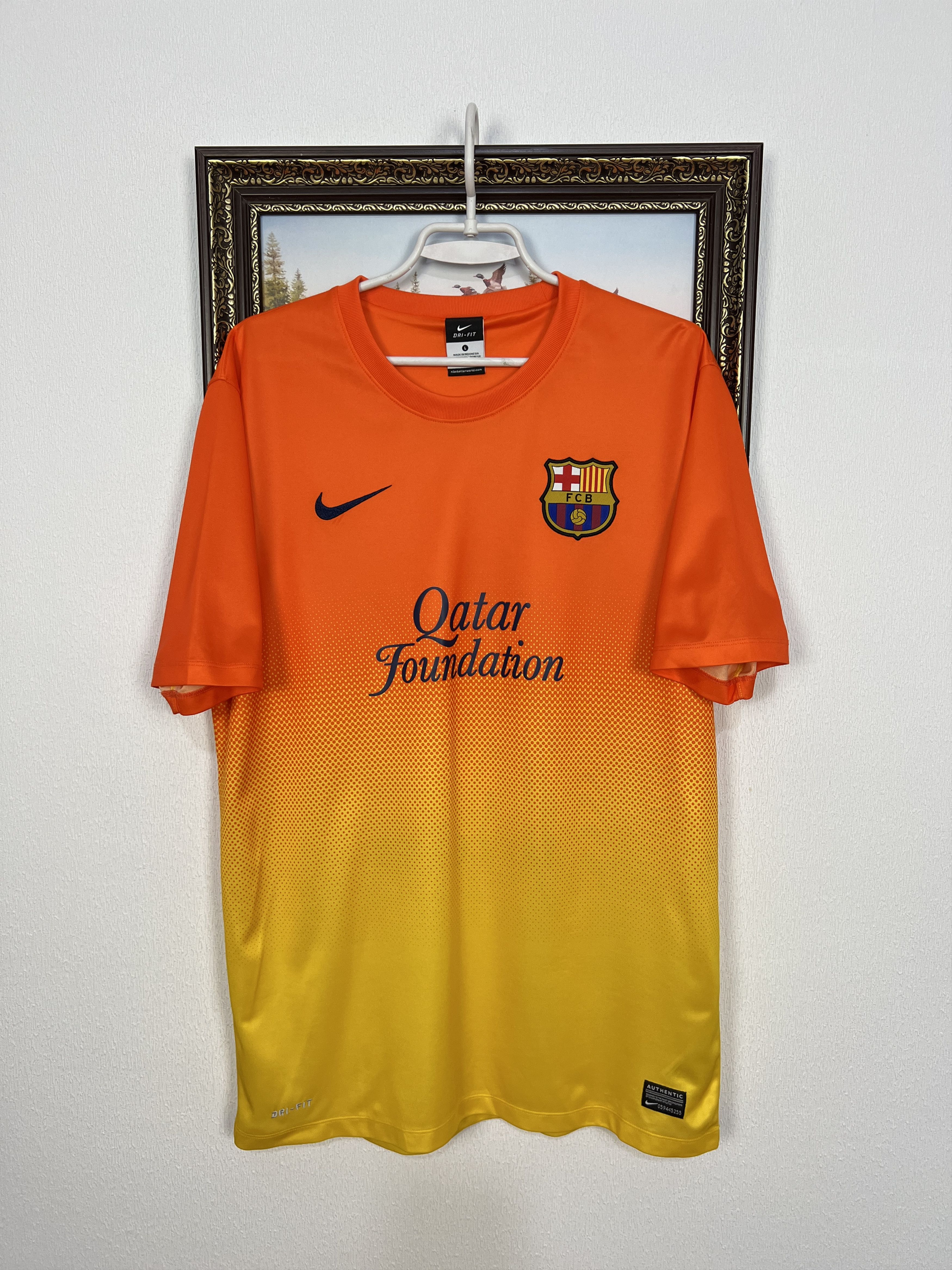 Nike Barcelona Away football shirt 2012 Soccer Nike Jersey Mens Size US L / EU 52-54 / 3 - 1 Thumbnail