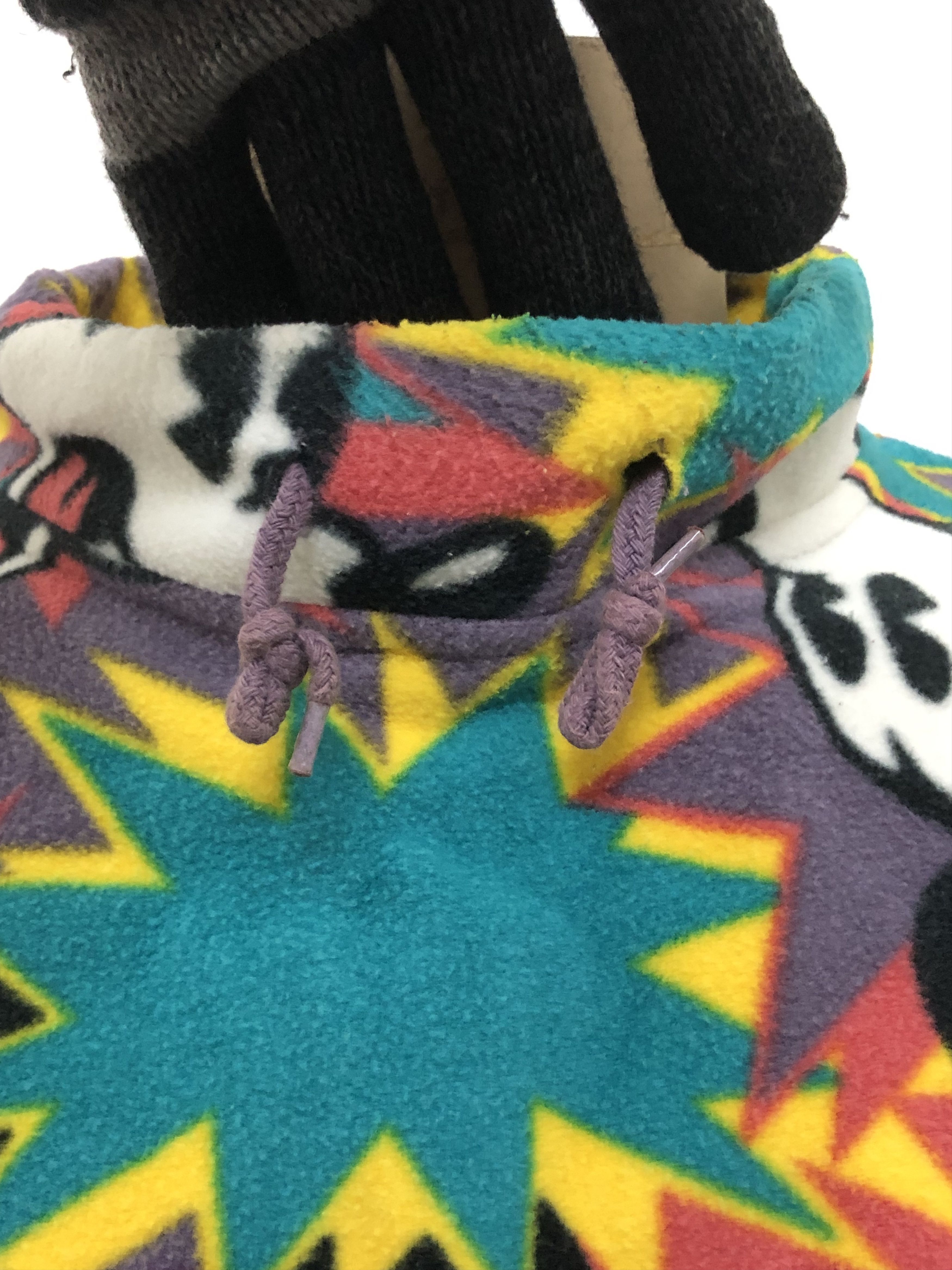 Disney × Mickey Mouse × Vintage Vintage Worn 90’s Tokyo Disneyland Printed Fleece Size US L / EU 52-54 / 3 - 4 Thumbnail