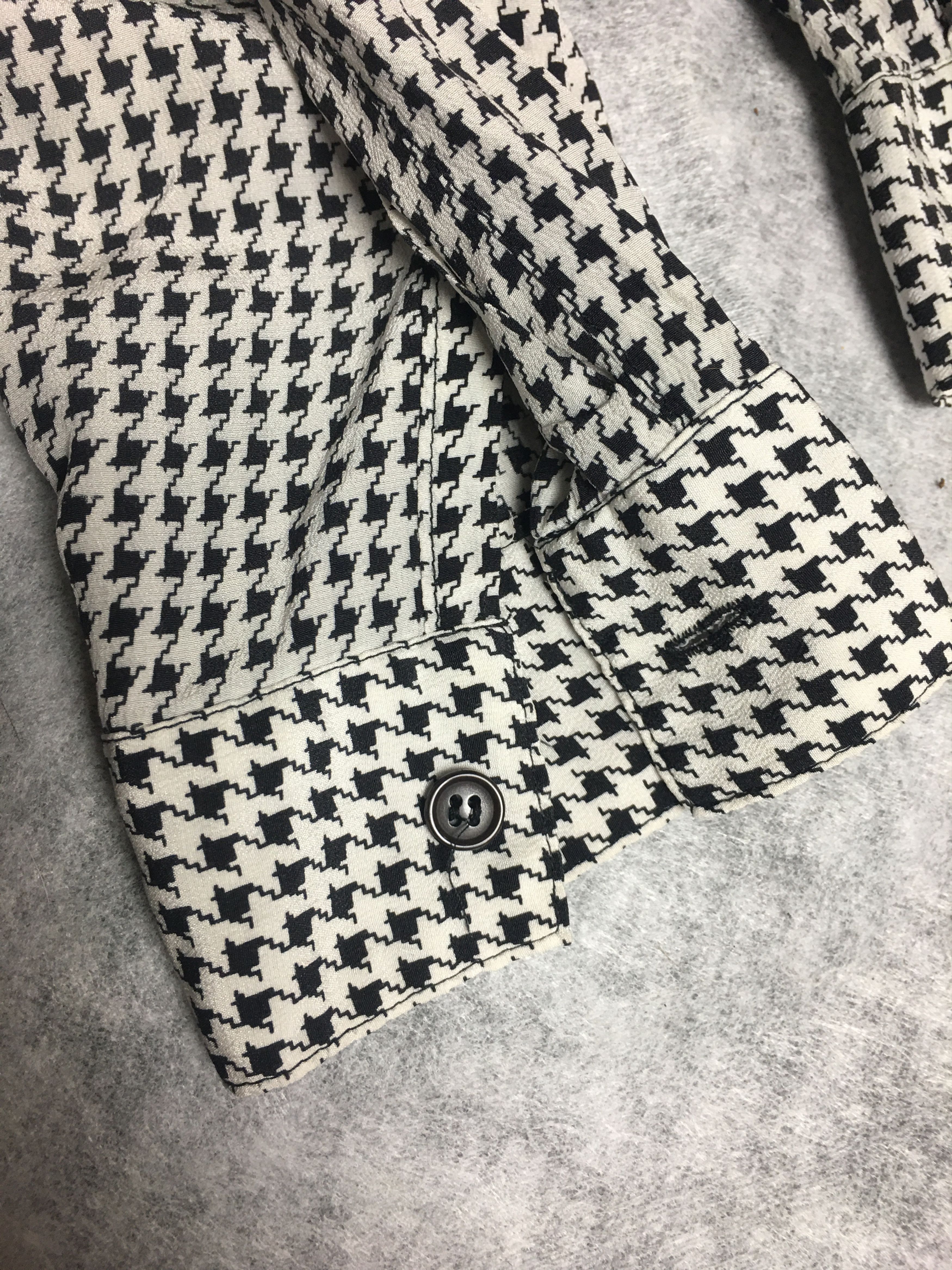 Dior Christian Dior Vintage Silk Houndstooth Blouse Shirt Size M Size M / US 6-8 / IT 42-44 - 7 Thumbnail