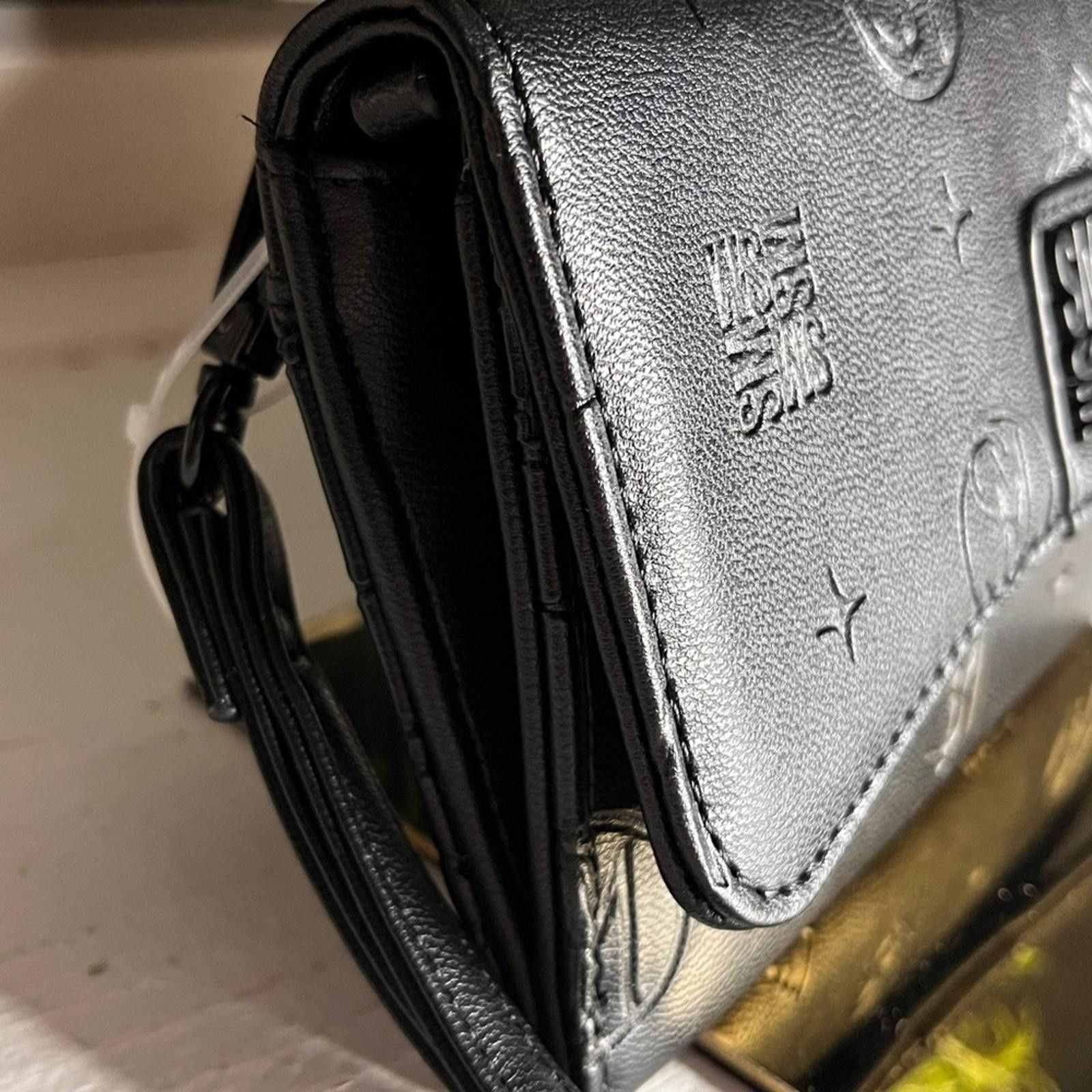 Steve Madden Steve Madden Wristlet Wallet With Strap NWT Size ONE SIZE - 2 Thumbnail