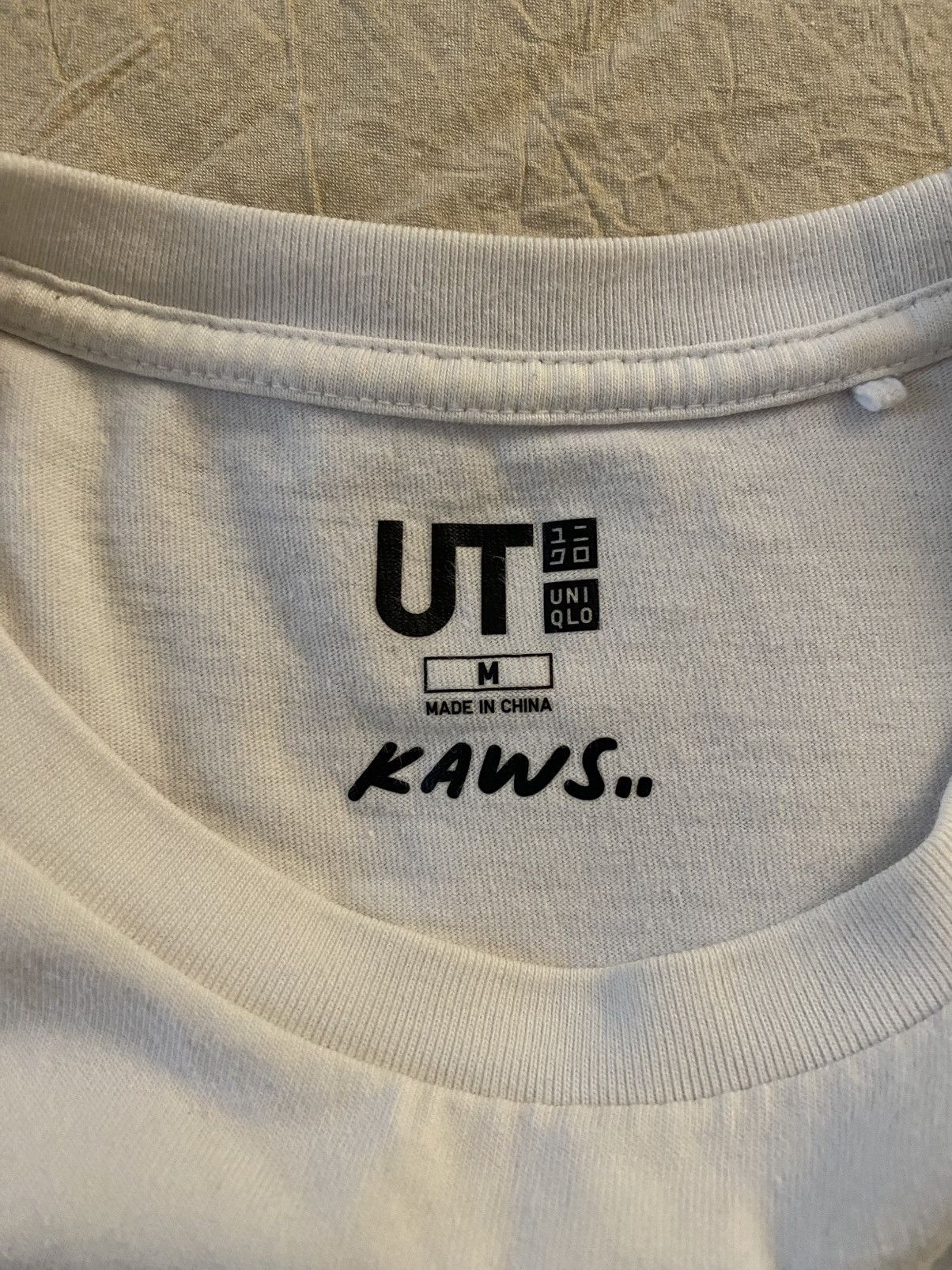Kaws × Uniqlo Kaws x Uniqlo Flayed Shirt Size US M / EU 48-50 / 2 - 2 Thumbnail