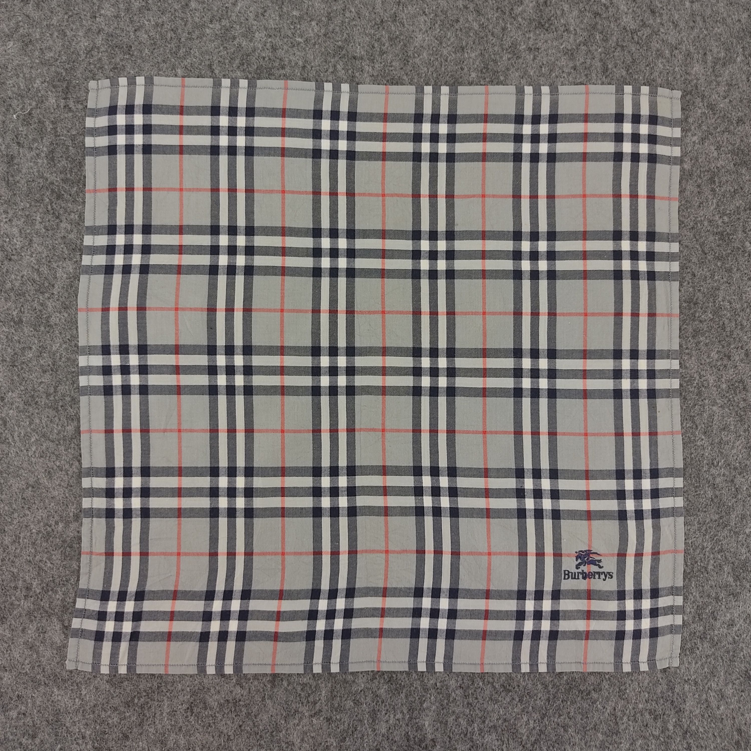 Burberry Vintage Burberry Handkerchief Neckerchief Bandana H436M Size ONE SIZE - 1 Thumbnail