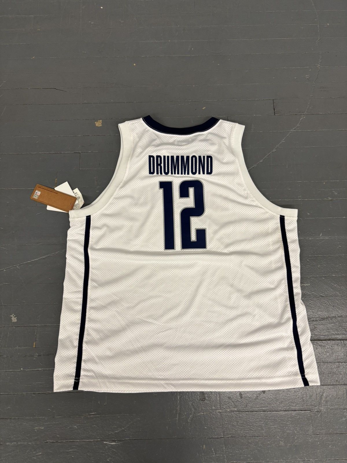 NCAA × Vintage UConn huskies Drummond #12 basketball jersey Size US XXL / EU 58 / 5 - 2 Thumbnail