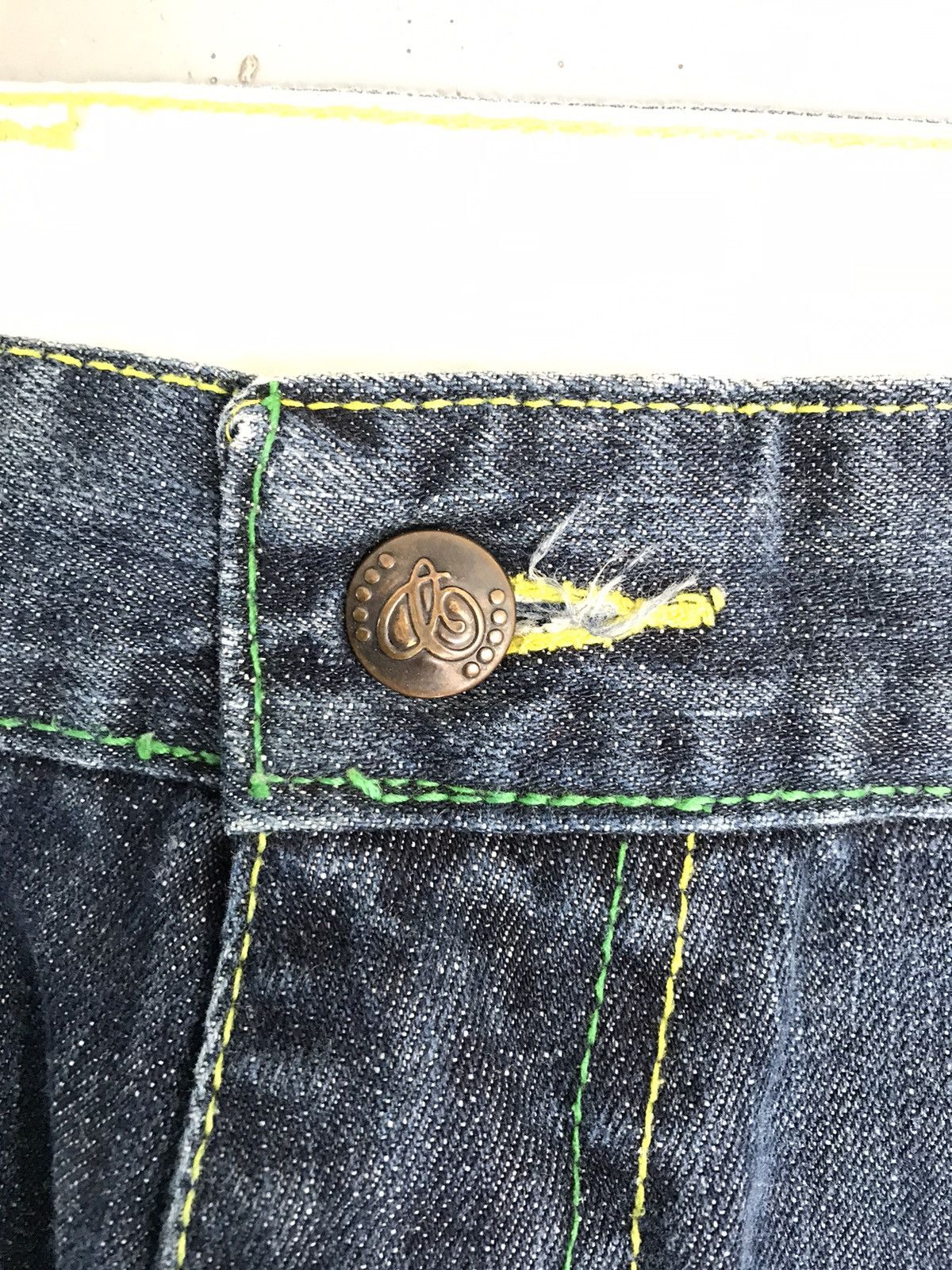 Coogi × Vintage Vintage Coogi embroidered denim short Size US 39 - 6 Thumbnail