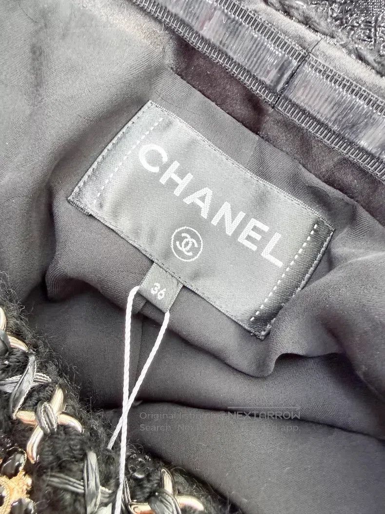 Chanel Chanel Embossed camellia enamel buckle one-shoulder chain Size XS / US 0-2 / IT 36-38 - 4 Thumbnail