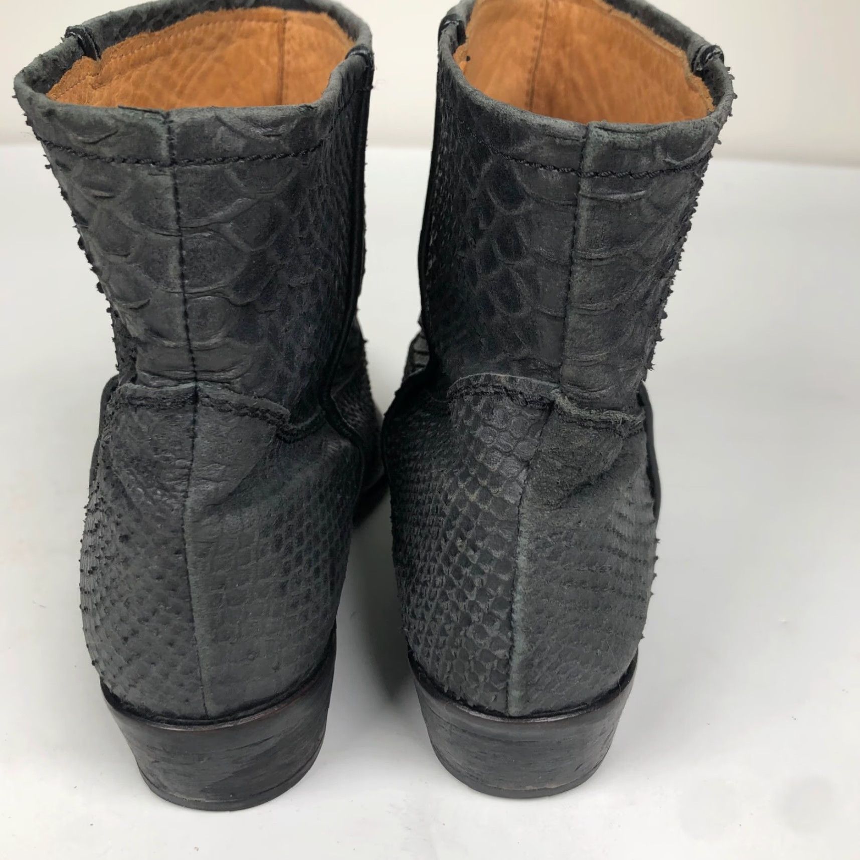 Zara VINTAGE Zara Boots Gray Snake Print Leather Short Boots Spain Size 30" / US 8 / IT 44 - 4 Thumbnail