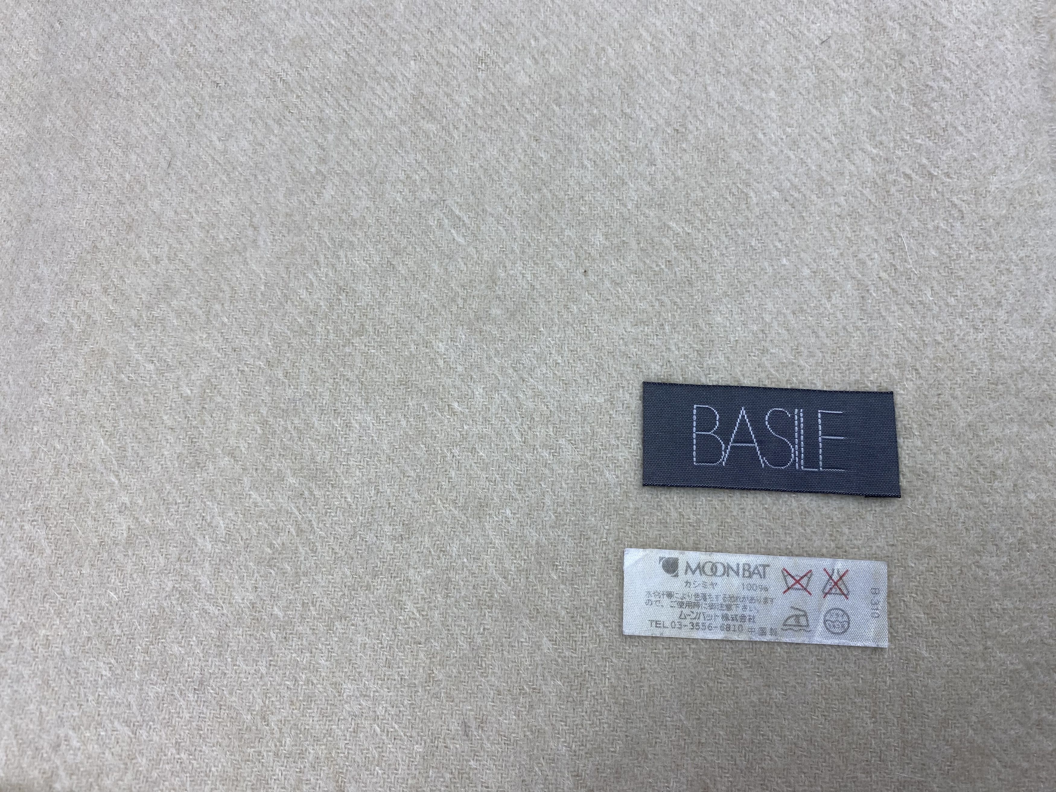 Vintage Basile scarf Vintage Scarves Size ONE SIZE - 10 Thumbnail