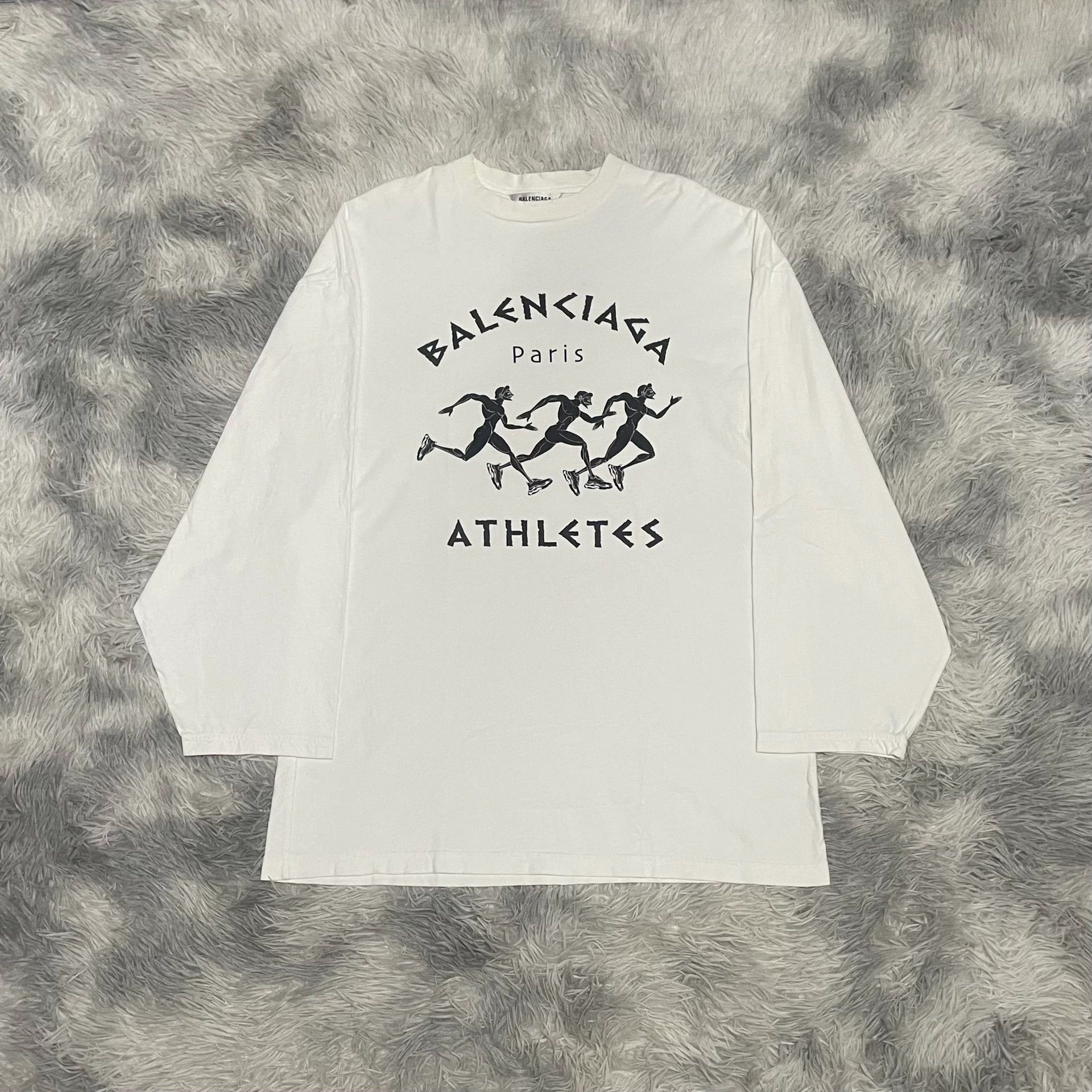 Balenciaga Balenciaga Marathon Printed Logo Long Sleeve- Size US S / EU 44-46 / 1 - 1 Thumbnail