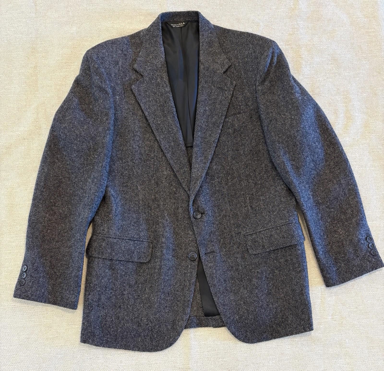 Botany 500 VTG Botany 500 Blue Herringbone 100% Lambswool Blazer 41R Size 42R - 1 Thumbnail