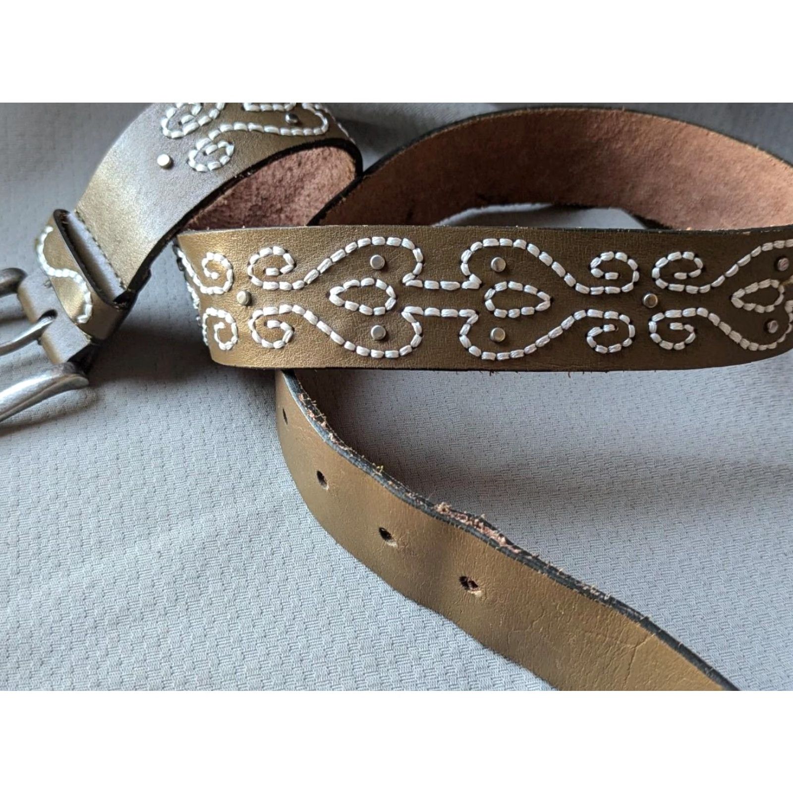 Vintage VINTAGE western belt Men 32 brown leather studded rodeo COWBOY 90s theme Harley America belt Size 32 Mens Size 32 - 3 Thumbnail