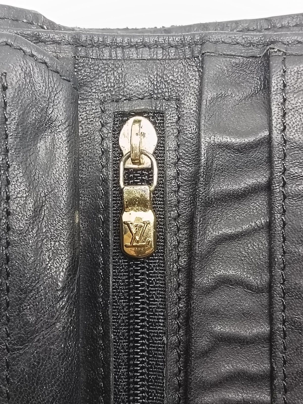 Louis Vuitton Louis Vuitton Vintage Black Calfskin Long Wallet Button Zip Size ONE SIZE - 10 Thumbnail