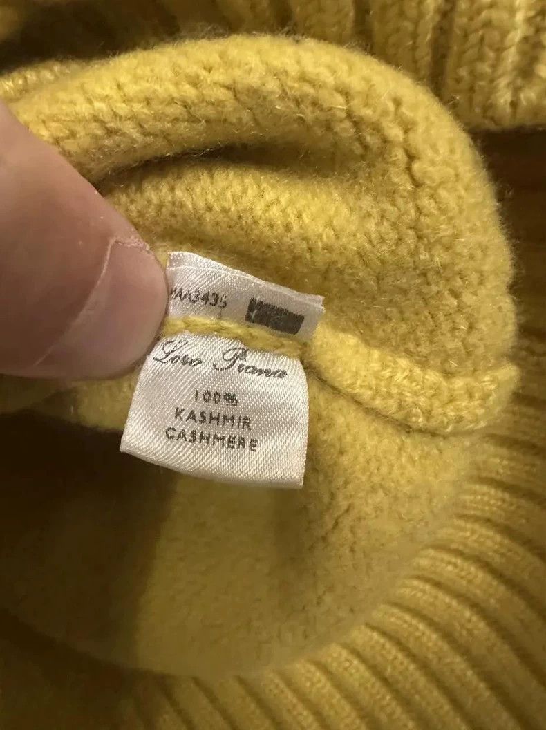 Loro Piana LORO PIANA She's wearing a cashmere cardigan Size S / US 4 / IT 40 - 6 Thumbnail