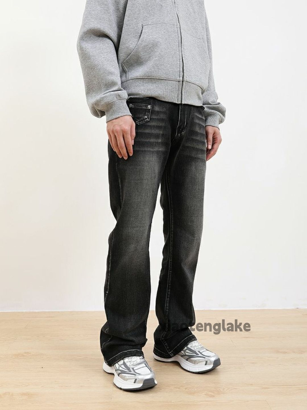 utility washed faded y2k yuppie bootcut jeans