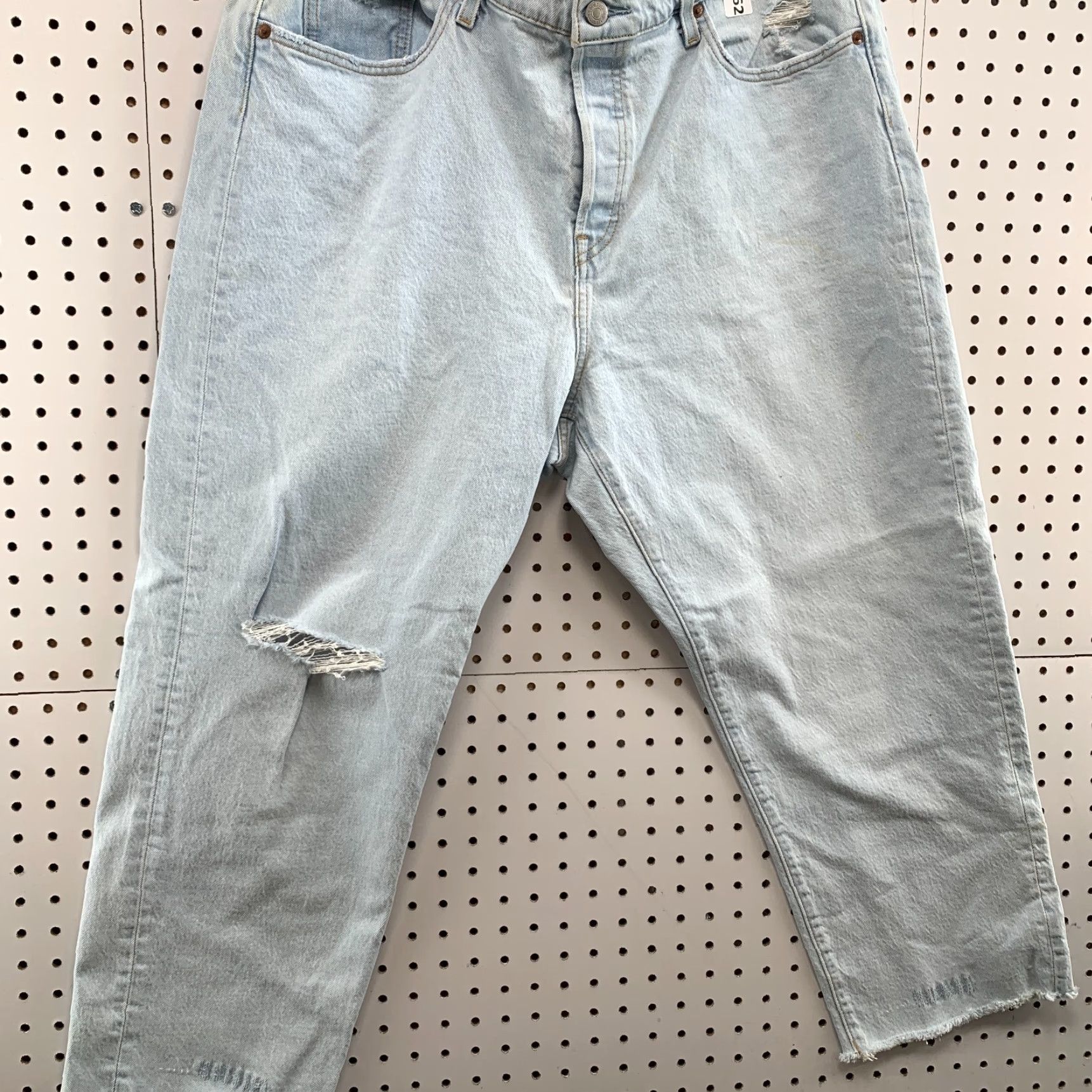 Levi's Levi's 501 Jeans Womens 18W Denim Light Blue 40x25.5 NWT Raw Hem Jeans Womens Size 40" / US 18 - 7 Thumbnail