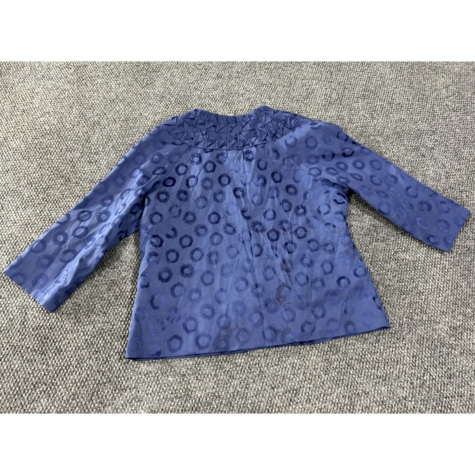 Vintage Chicos Jacket Womens 2 Blue Polka Dot Collarless Pleated Neck Lined Jacquard Size XS / US 0-2 / IT 36-38 - 6 Thumbnail