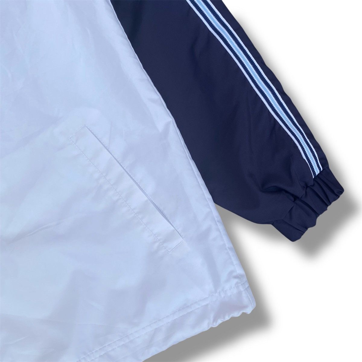 Courreges Vintage Courreges Sport Futur Paris Light Jacket. #G3 Size US L / EU 52-54 / 3 - 3 Thumbnail