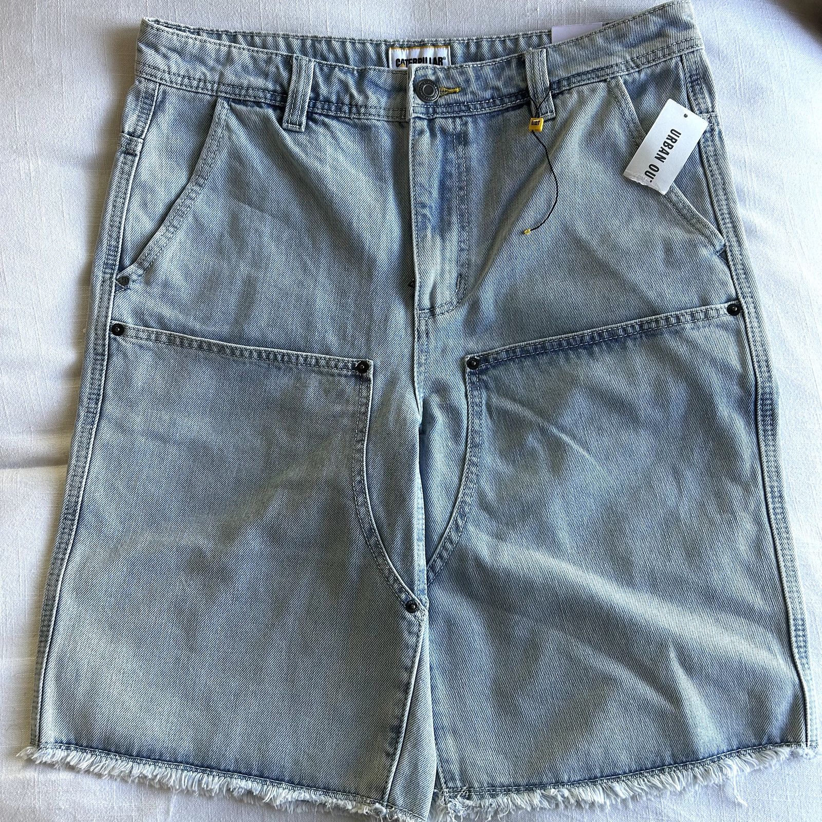 Caterpillar NWT Men's Cat for Urban Outfitters cut off denim shorts 32 Size US 32 / EU 48 - 3 Thumbnail