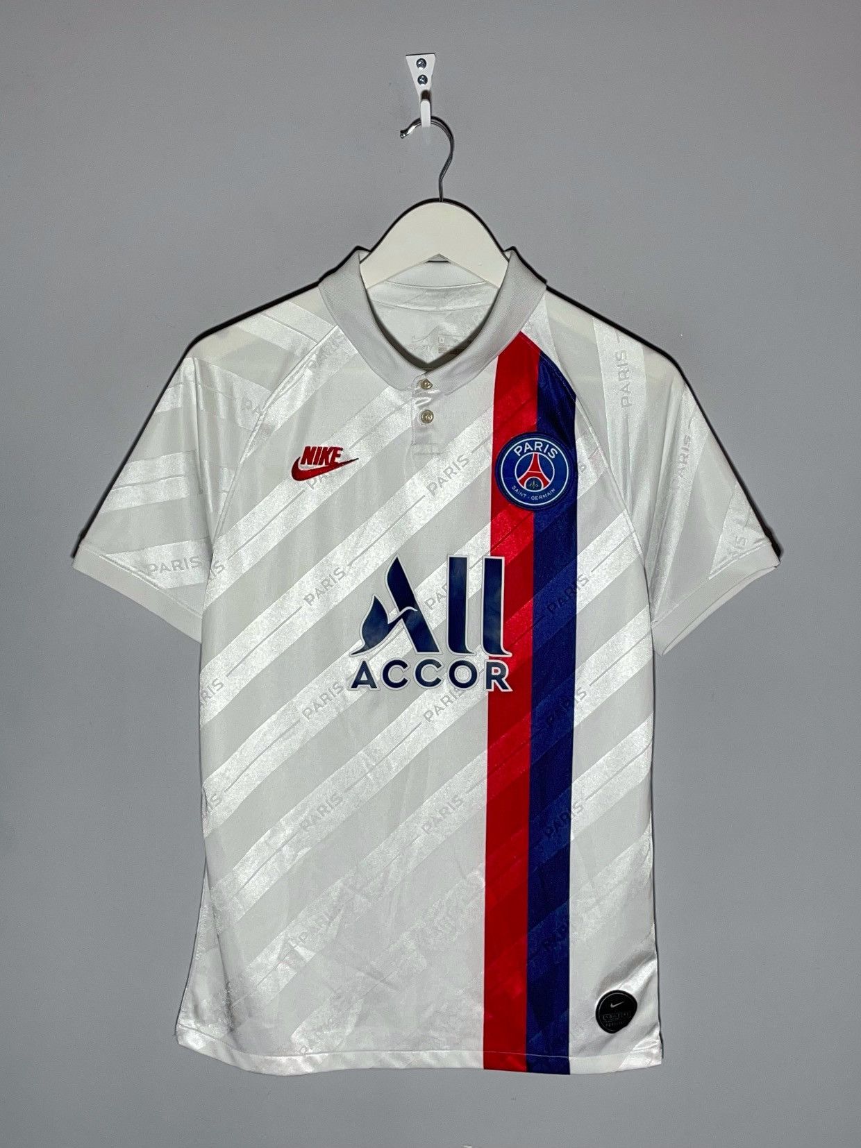 Nike Paris Saint Germain PSG Nike 2019/20 Third Football Shirt Size US S / EU 44-46 / 1 - 1 Thumbnail